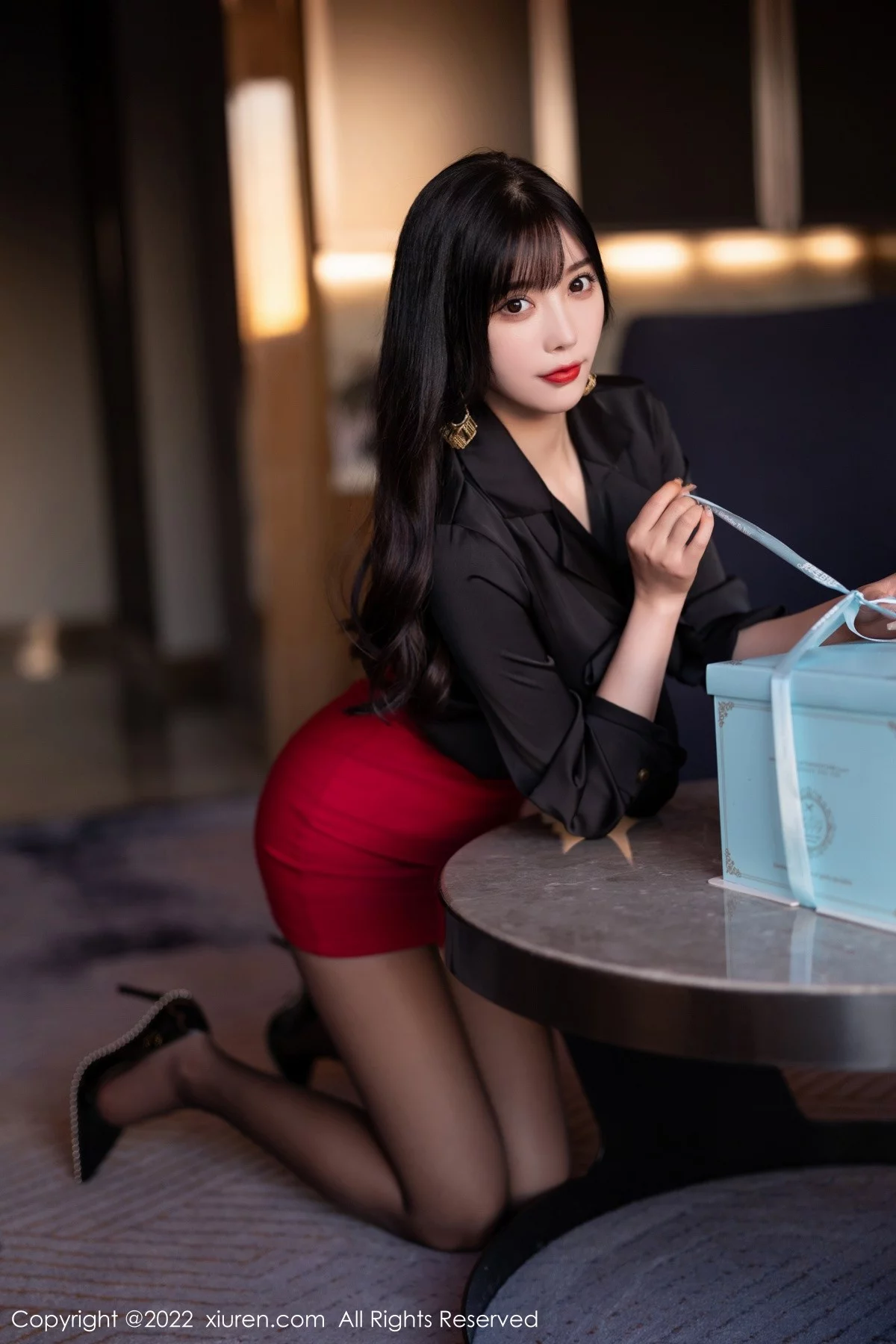 [[XiuRen秀人网]秀人网]No.5390_女神杨晨晨Yome半脱露轻透蕾丝内衣配超薄无内黑丝诱惑写真82P