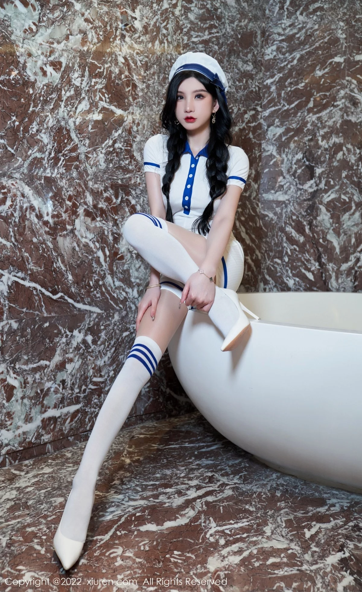 [[XiuRen秀人网]秀人网]No.5397_女神周于希Sally私房浴室白色连体衣秀完美身材迷人诱惑写真85P