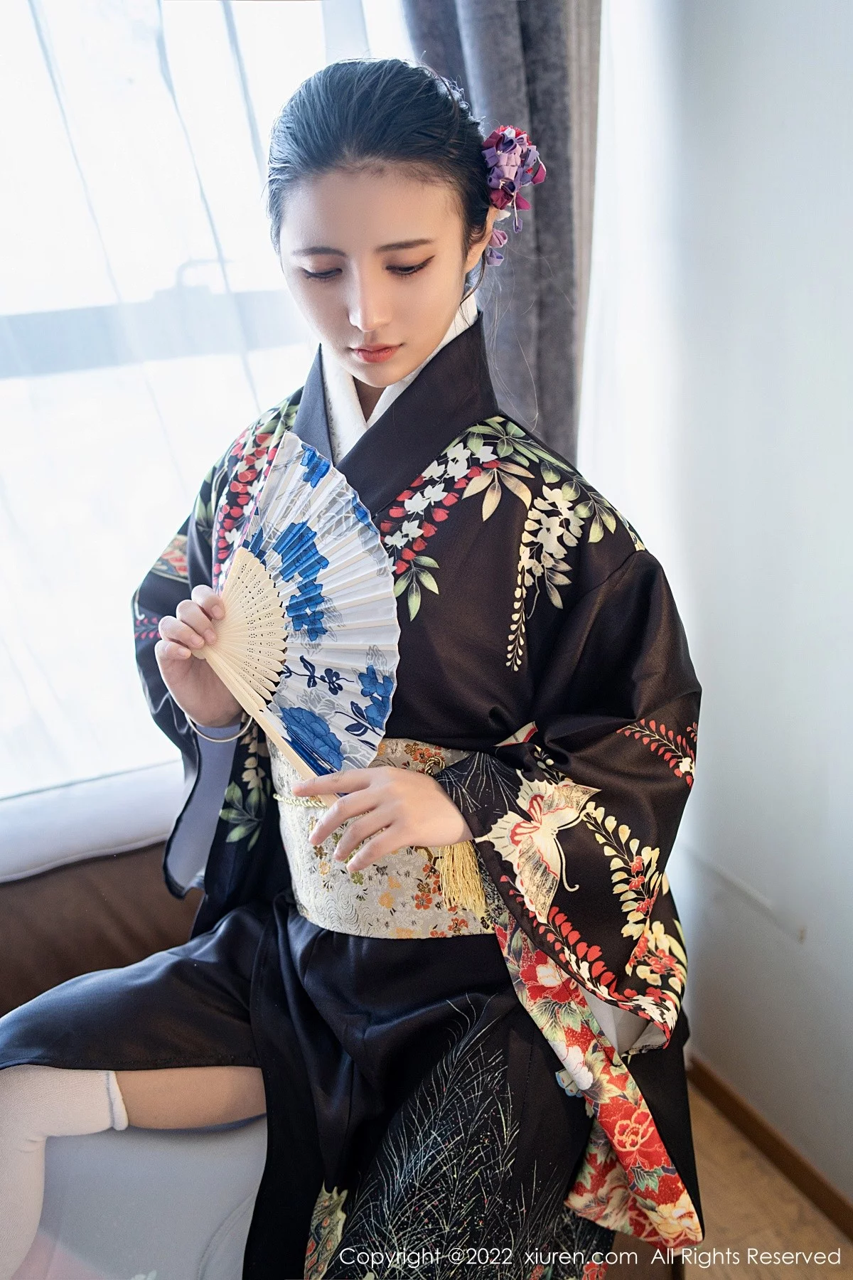 [[XiuRen秀人网]秀人网]No.5309_模特久久Aimee日系居家和服半脱露白色抹胸内衣秀豪乳诱惑写真62P
