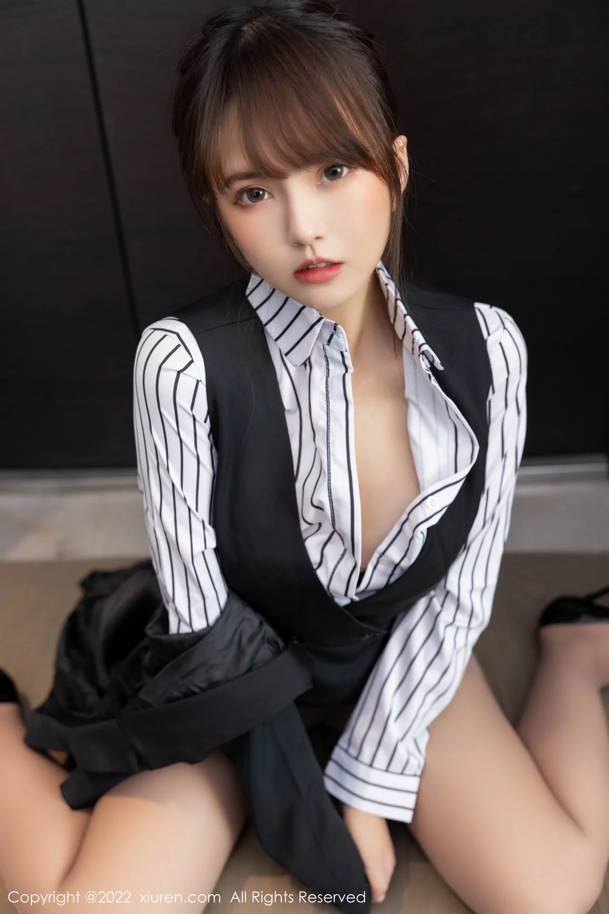 [[XiuRen秀人网]秀人网]No.5313_模特张思允Nice制服诱惑主题半脱露蕾丝内衣配超薄肉丝诱惑写真57P