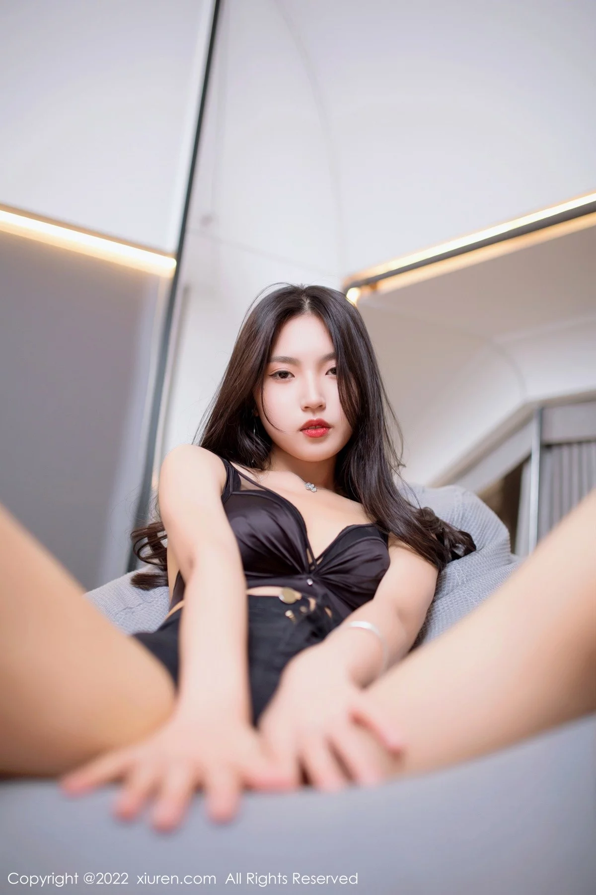 [[XiuRen秀人网]秀人网]No.5399_新人模特十九九私房多套性感服饰秀曼妙苗条身材迷人诱惑写真117P