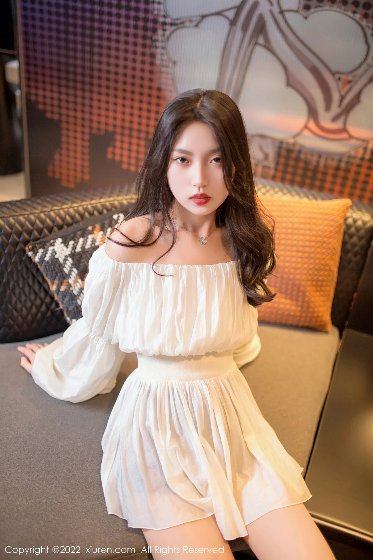 [[XiuRen秀人网]秀人网]No.5399_新人模特十九九私房多套性感服饰秀曼妙苗条身材迷人诱惑写真117P
