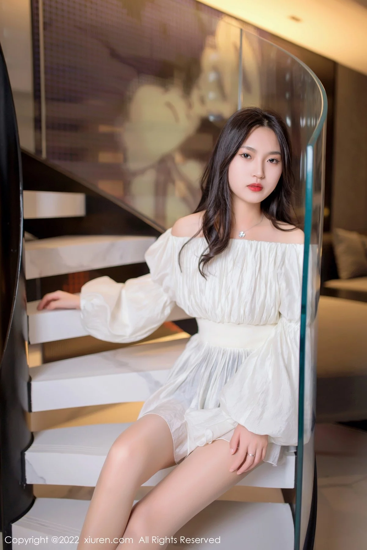 [[XiuRen秀人网]秀人网]No.5399_新人模特十九九私房多套性感服饰秀曼妙苗条身材迷人诱惑写真117P