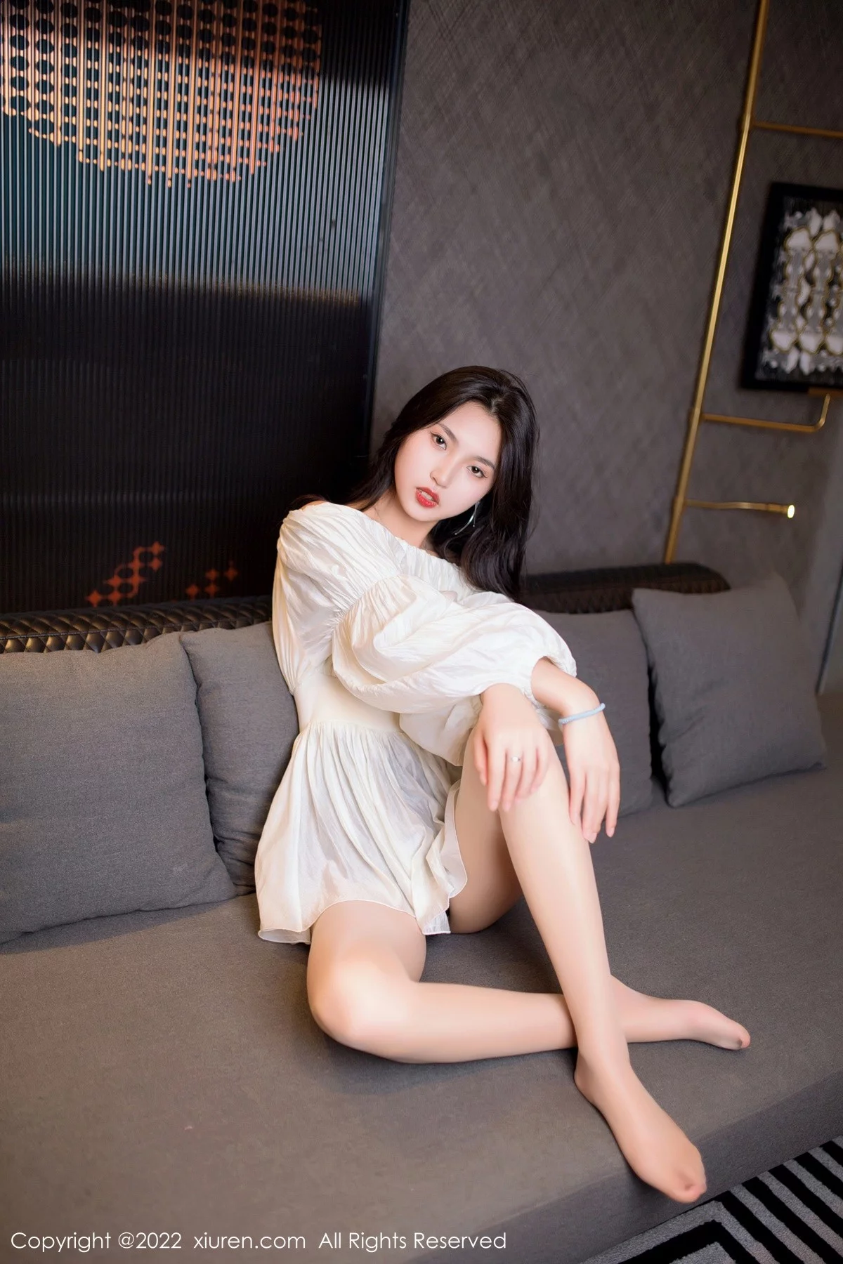 [[XiuRen秀人网]秀人网]No.5399_新人模特十九九私房多套性感服饰秀曼妙苗条身材迷人诱惑写真117P