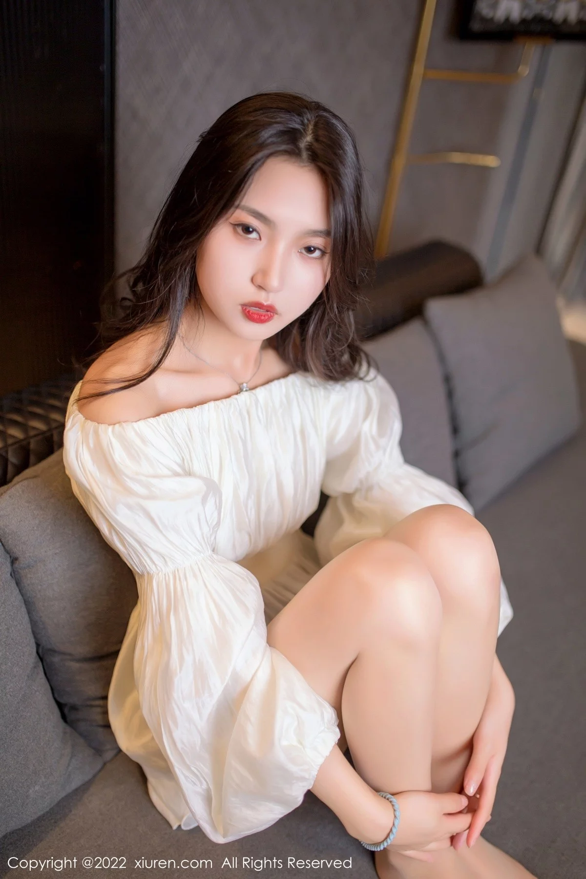 [[XiuRen秀人网]秀人网]No.5399_新人模特十九九私房多套性感服饰秀曼妙苗条身材迷人诱惑写真117P