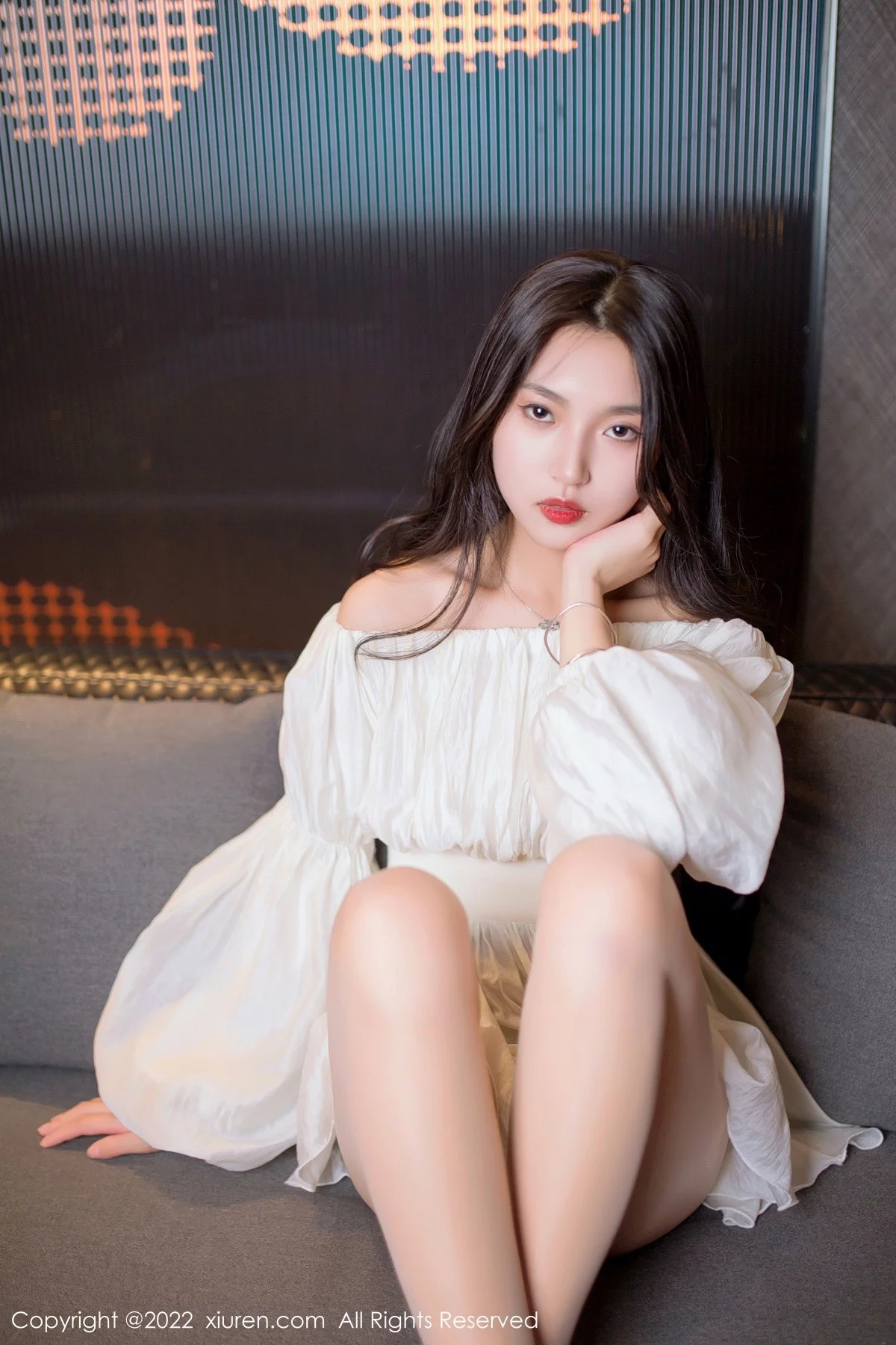 [[XiuRen秀人网]秀人网]No.5399_新人模特十九九私房多套性感服饰秀曼妙苗条身材迷人诱惑写真117P