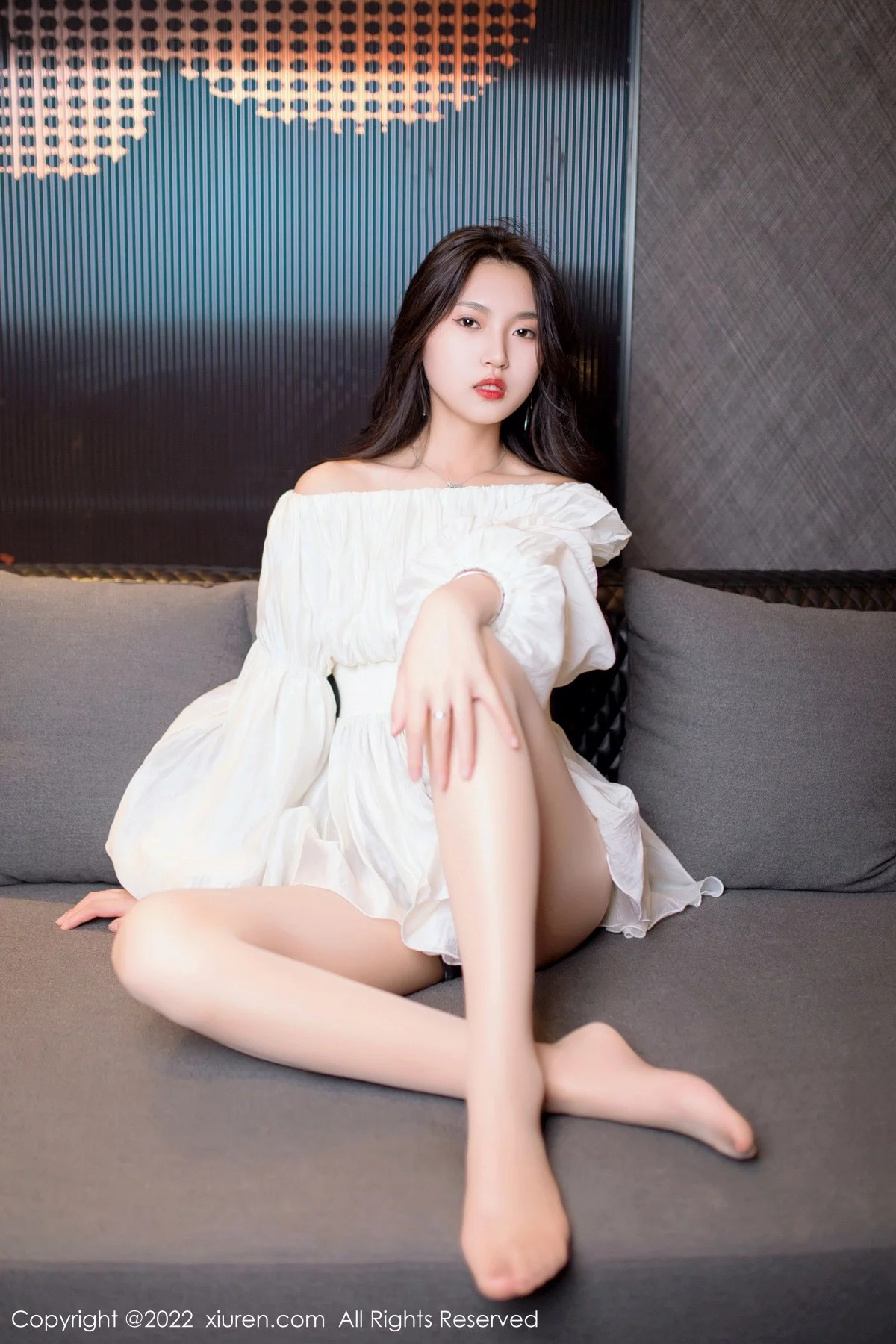 [[XiuRen秀人网]秀人网]No.5399_新人模特十九九私房多套性感服饰秀曼妙苗条身材迷人诱惑写真117P