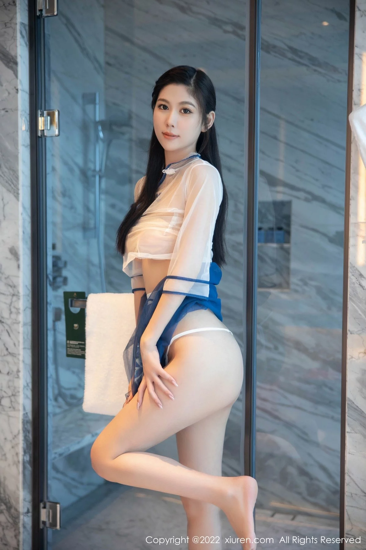 [[XiuRen秀人网]秀人网]No.5401_模特李雅柔182CM白色轻透古装服饰透视秀惹火身材诱惑写真60P