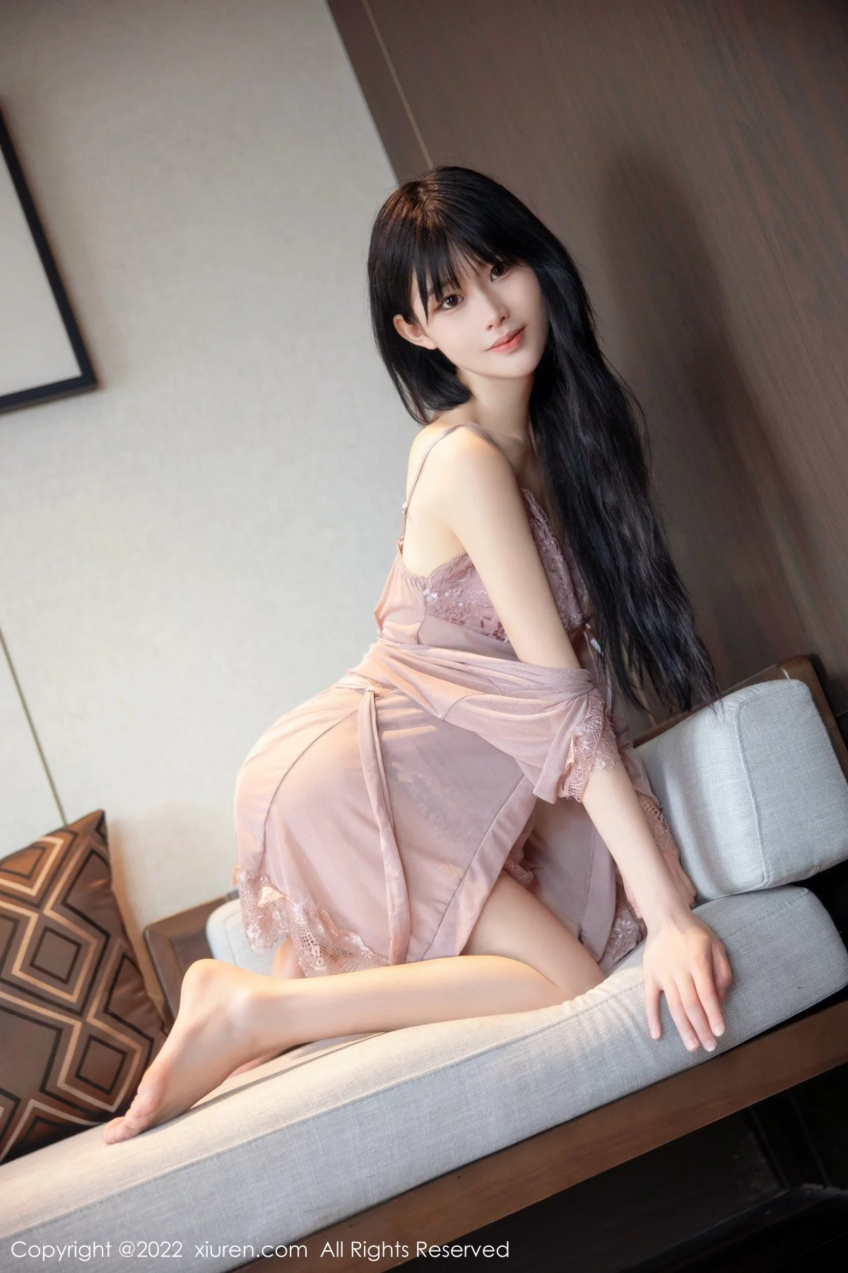 [[XiuRen秀人网]秀人网]No.5408_模特77qiqi私房淡紫睡衣透视秀完美身材性感美腿撩人诱惑写真69P