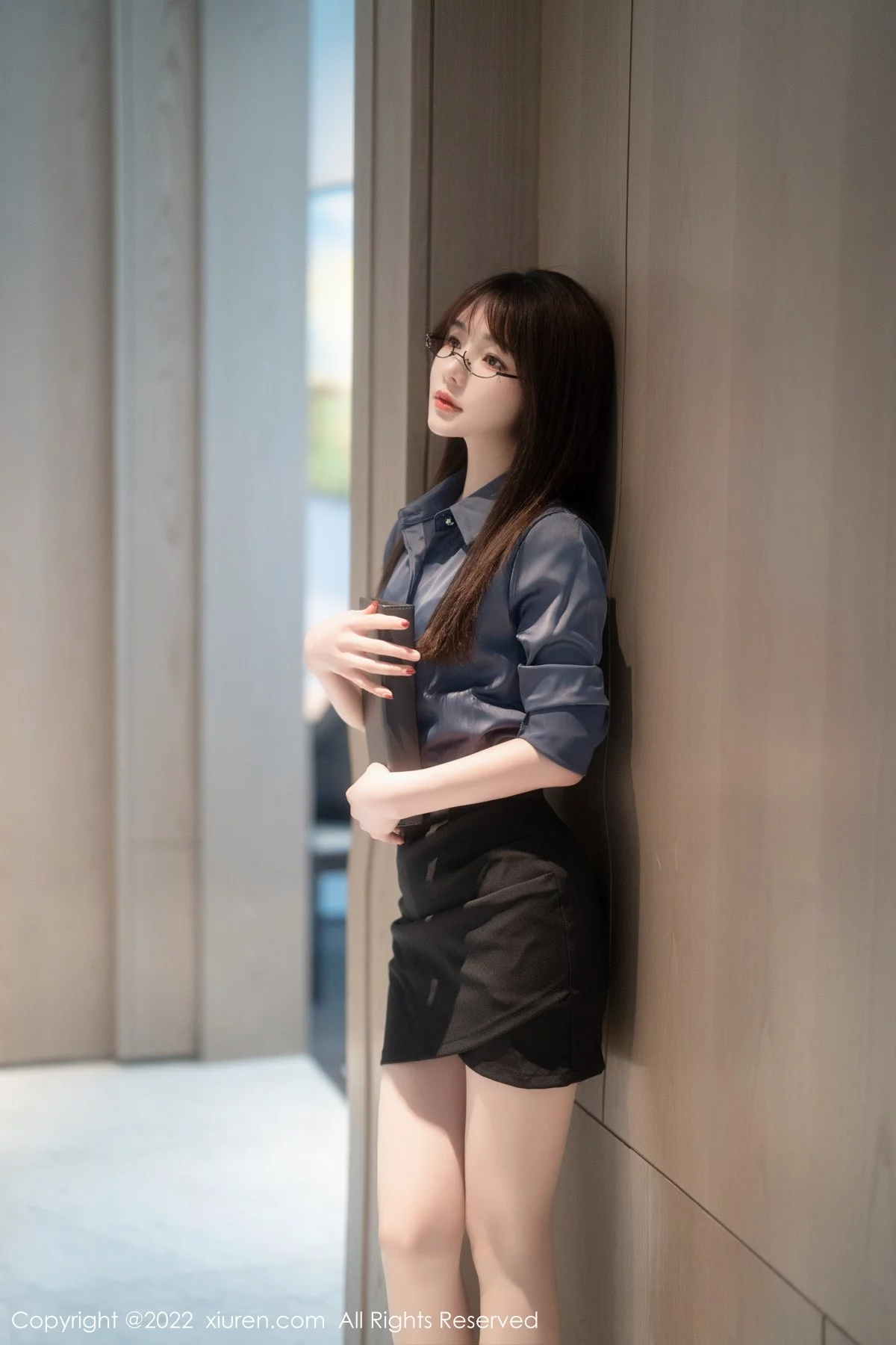 [[XiuRen秀人网]秀人网]No.5419_模特婠婠么文员角色扮演半脱露蕾丝内衣超薄无内肉丝诱惑写真75P