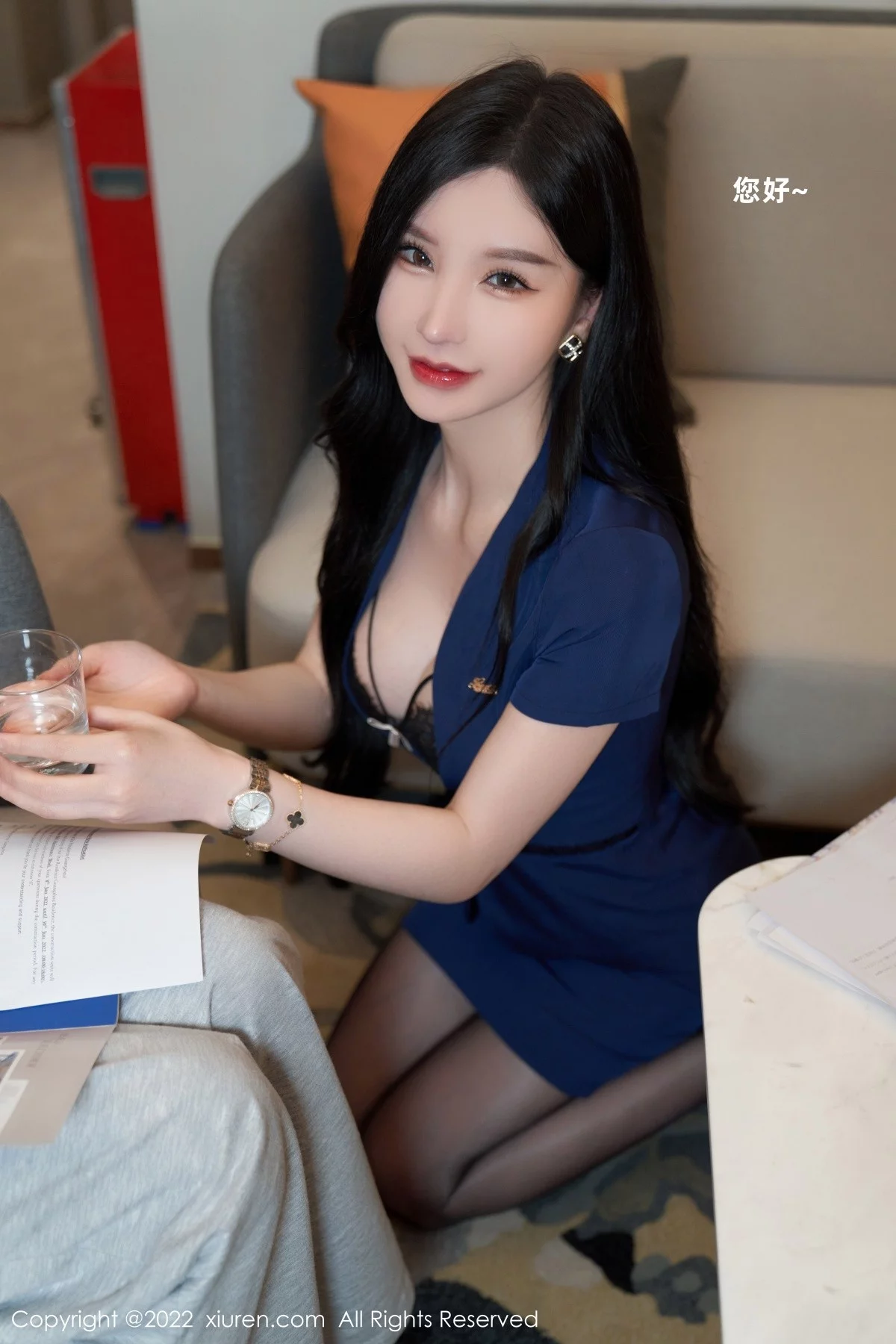 [[XiuRen秀人网]秀人网]No.5324_女神周于希Sally心愿旅拍脱蓝色职业装露黑色蕾丝内衣诱惑写真81P
