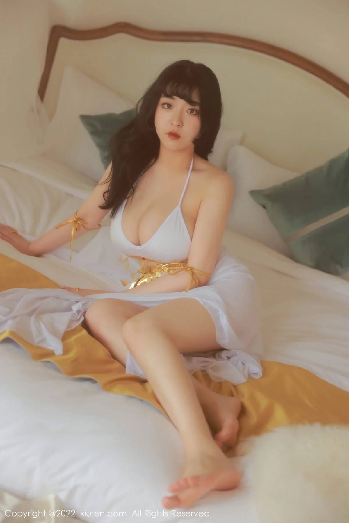 [[XiuRen秀人网]秀人网]No.5341_模特奶酥36E私房性感白色轻透服饰秀丰满身材傲人豪乳诱惑写真51P