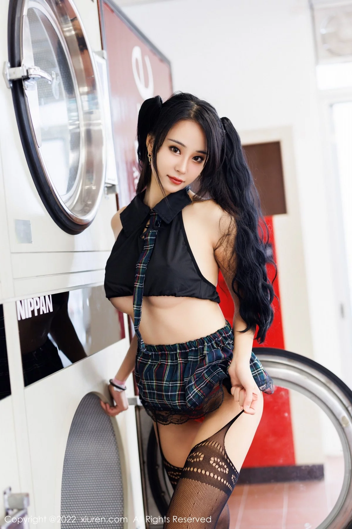 [[XiuRen秀人网]秀人网]No.5511_模特蓝夏Akasha浴室脱性感白T露蕾丝内衣秀完美身材诱惑写真57P