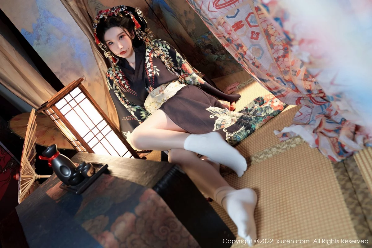 [[XiuRen秀人网]秀人网]No.5537_女神周于希Sally宽衣解带主题日系风脱和服露翘臀美腿诱惑写真80P