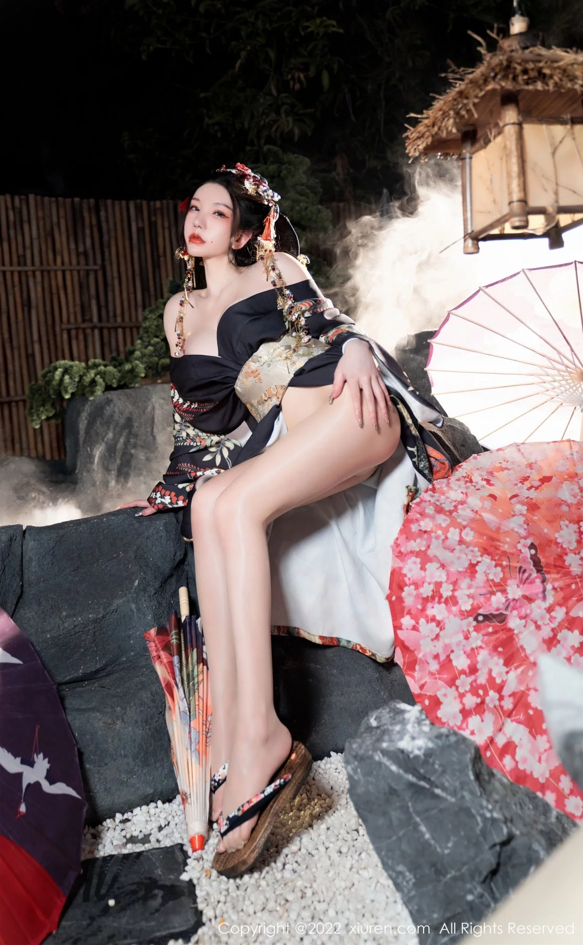 [[XiuRen秀人网]秀人网]No.5537_女神周于希Sally宽衣解带主题日系风脱和服露翘臀美腿诱惑写真80P