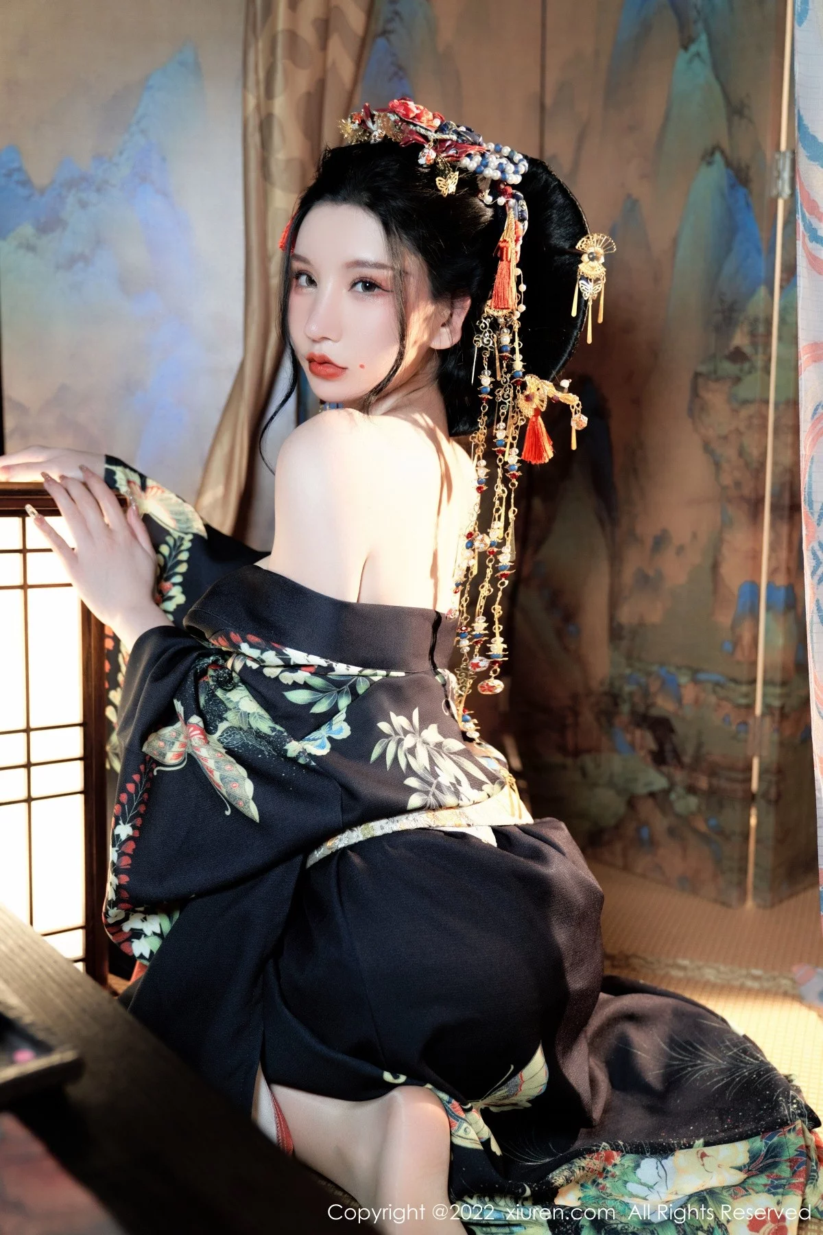 [[XiuRen秀人网]秀人网]No.5537_女神周于希Sally宽衣解带主题日系风脱和服露翘臀美腿诱惑写真80P