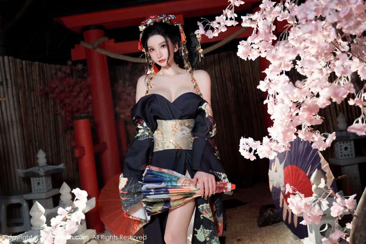 [[XiuRen秀人网]秀人网]No.5537_女神周于希Sally宽衣解带主题日系风脱和服露翘臀美腿诱惑写真80P