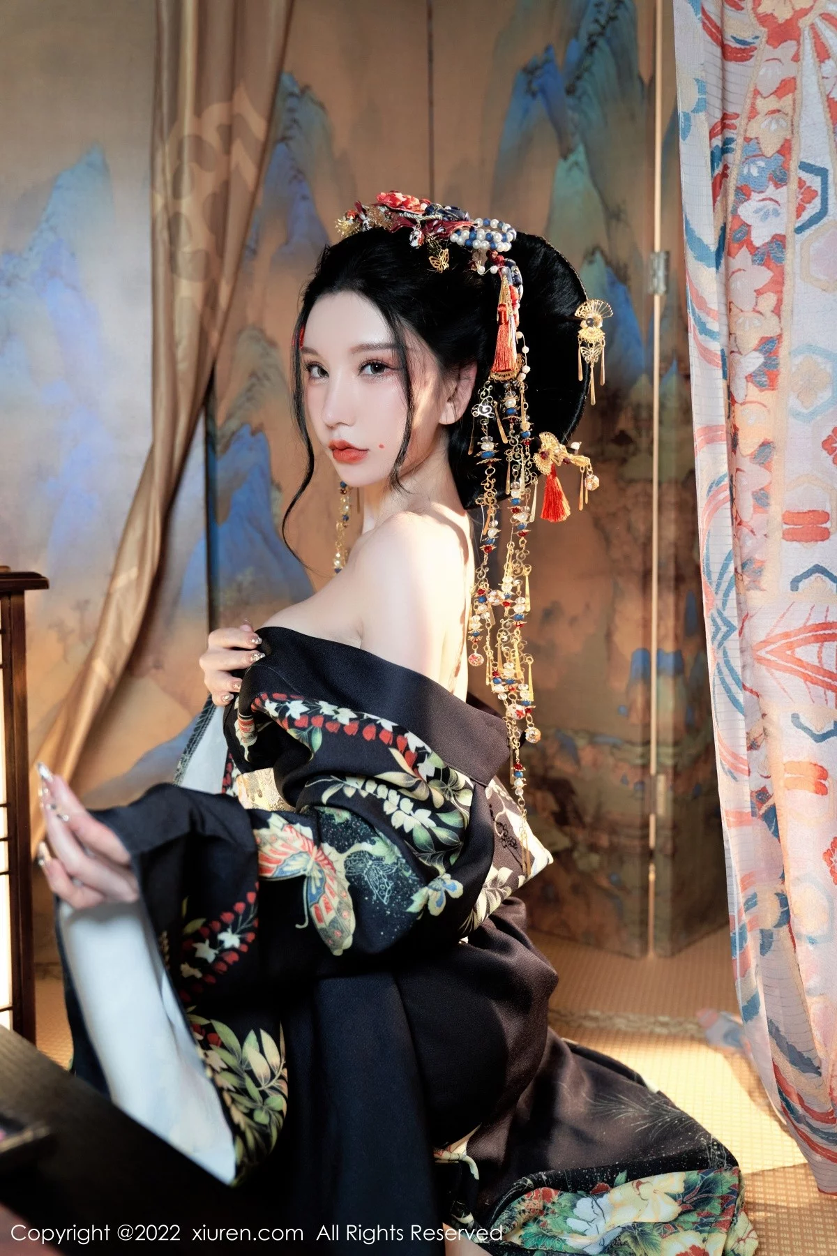 [[XiuRen秀人网]秀人网]No.5537_女神周于希Sally宽衣解带主题日系风脱和服露翘臀美腿诱惑写真80P