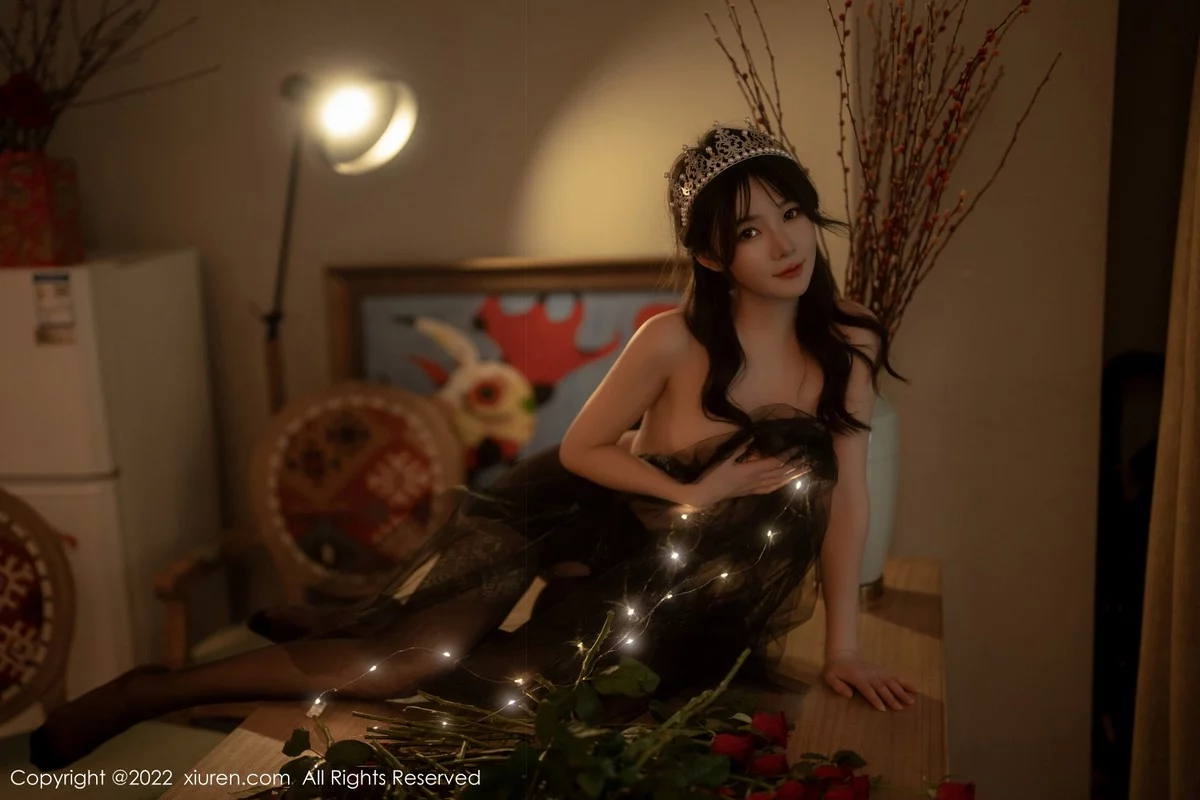 [[XiuRen秀人网]秀人网]No.5552_模特婠婠么私房性感黑色露肩连衣裙配超薄黑丝秀曼妙身材写真74P