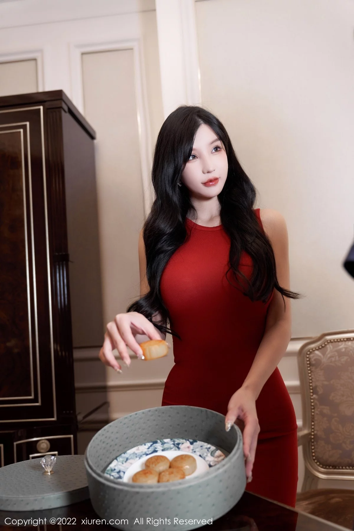 [[XiuRen秀人网]秀人网]No.5574_模特周于希Sally性感粉色女仆裙配超薄肉丝秀完美身材诱惑写真85P