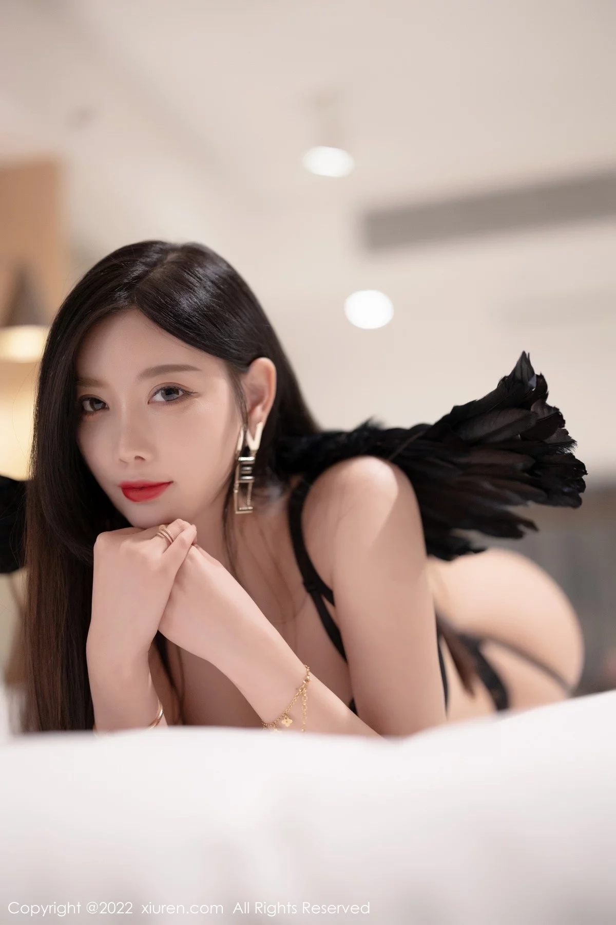[[XiuRen秀人网]秀人网]No.5479_女神杨晨晨Yome私房黑色轻透蕾丝情趣内衣配蕾丝吊袜诱惑写真78P