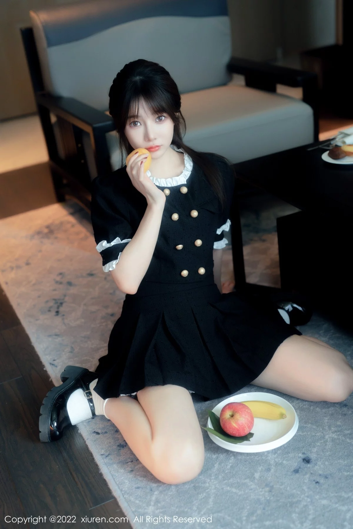 [[XiuRen秀人网]秀人网]No.5626_模特婠婠么脱黑色短款连衣裙露性感黑色内衣秀曼妙身材诱惑写真64P