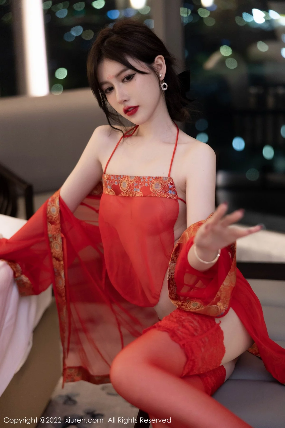 [[XiuRen秀人网]秀人网]No.5619_模特美桃酱性感红色轻透薄纱古装透视秀白嫩肌肤惹火诱惑写真72P
