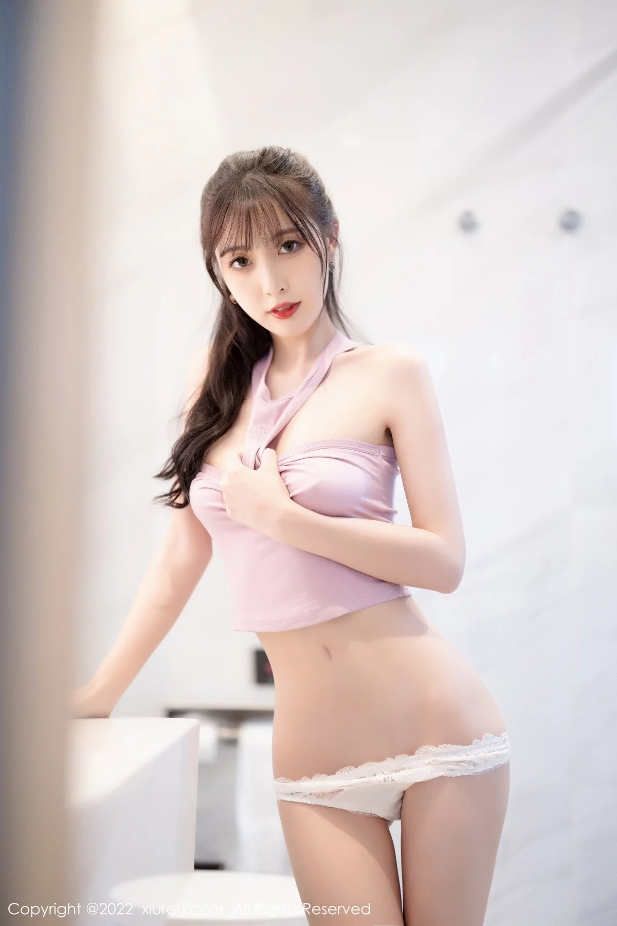 [[XiuRen秀人网]秀人网]No.5622_模特林星阑性感淡紫真空上衣配白短裙秀曼妙身姿迷人诱惑写真82P