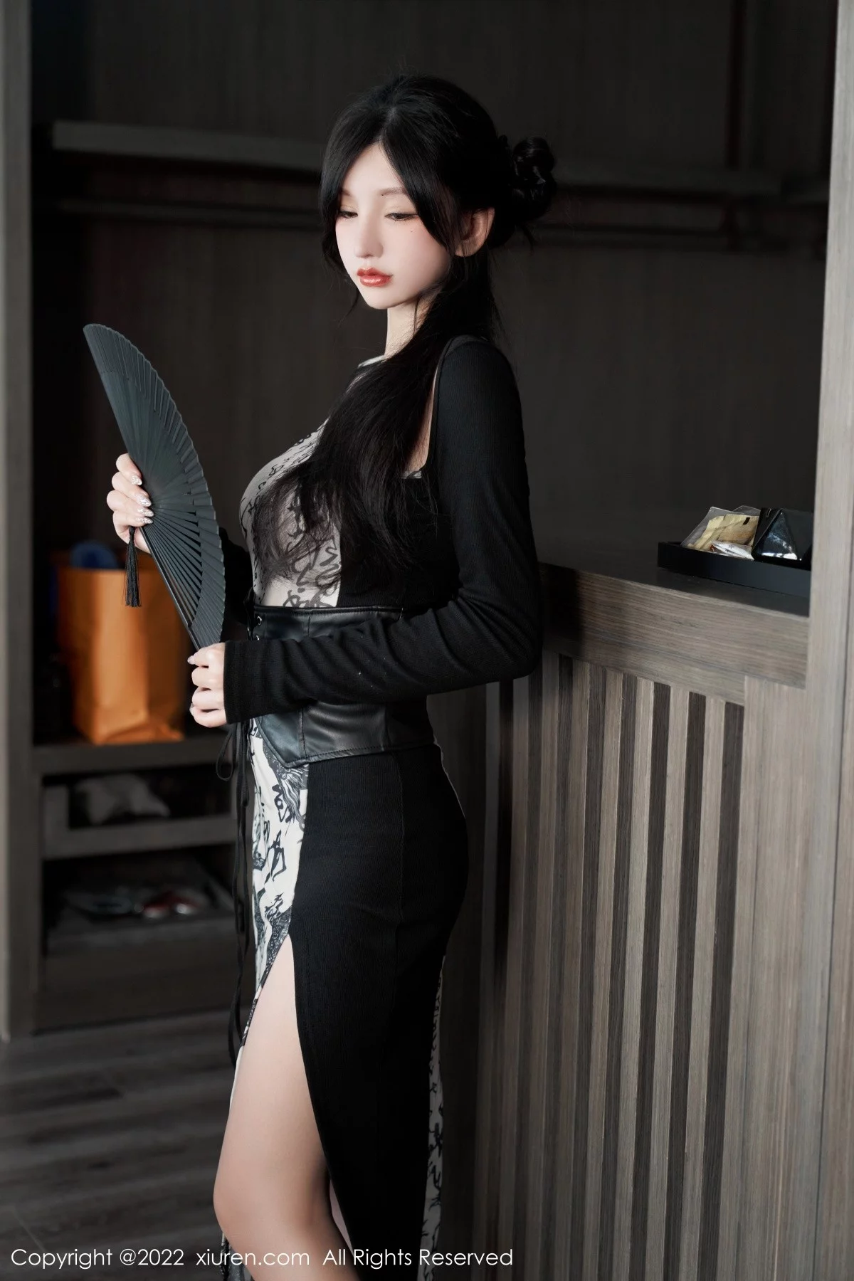 [[XiuRen秀人网]秀人网]No.5623_女神周于希Sally性感拼色连衣裙配超薄开档肉丝绝美诱惑写真94P