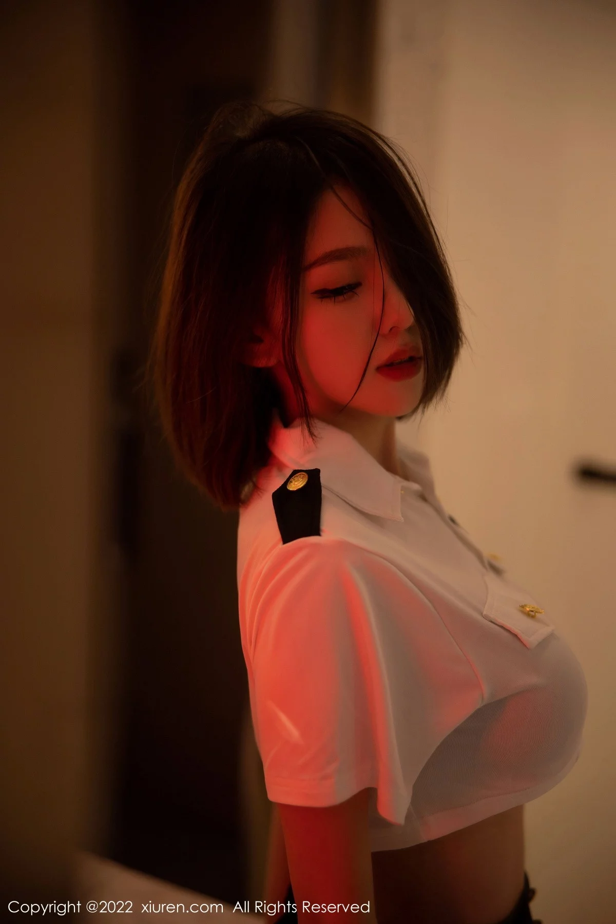 [[XiuRen秀人网]秀人网]No.5815_模特美羊羊性感制服主题白色上衣配黑短裙露黑色内衣诱惑写真79P