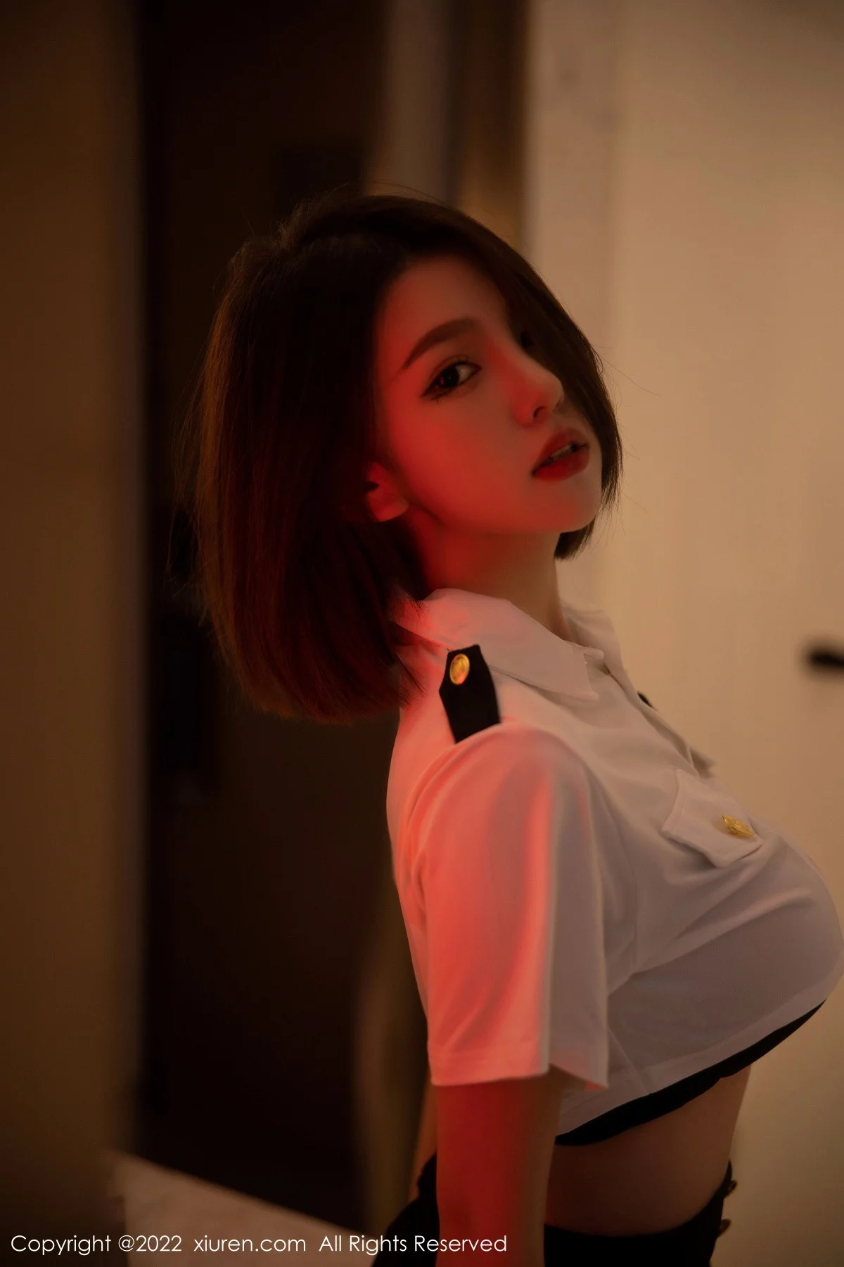 [[XiuRen秀人网]秀人网]No.5815_模特美羊羊性感制服主题白色上衣配黑短裙露黑色内衣诱惑写真79P