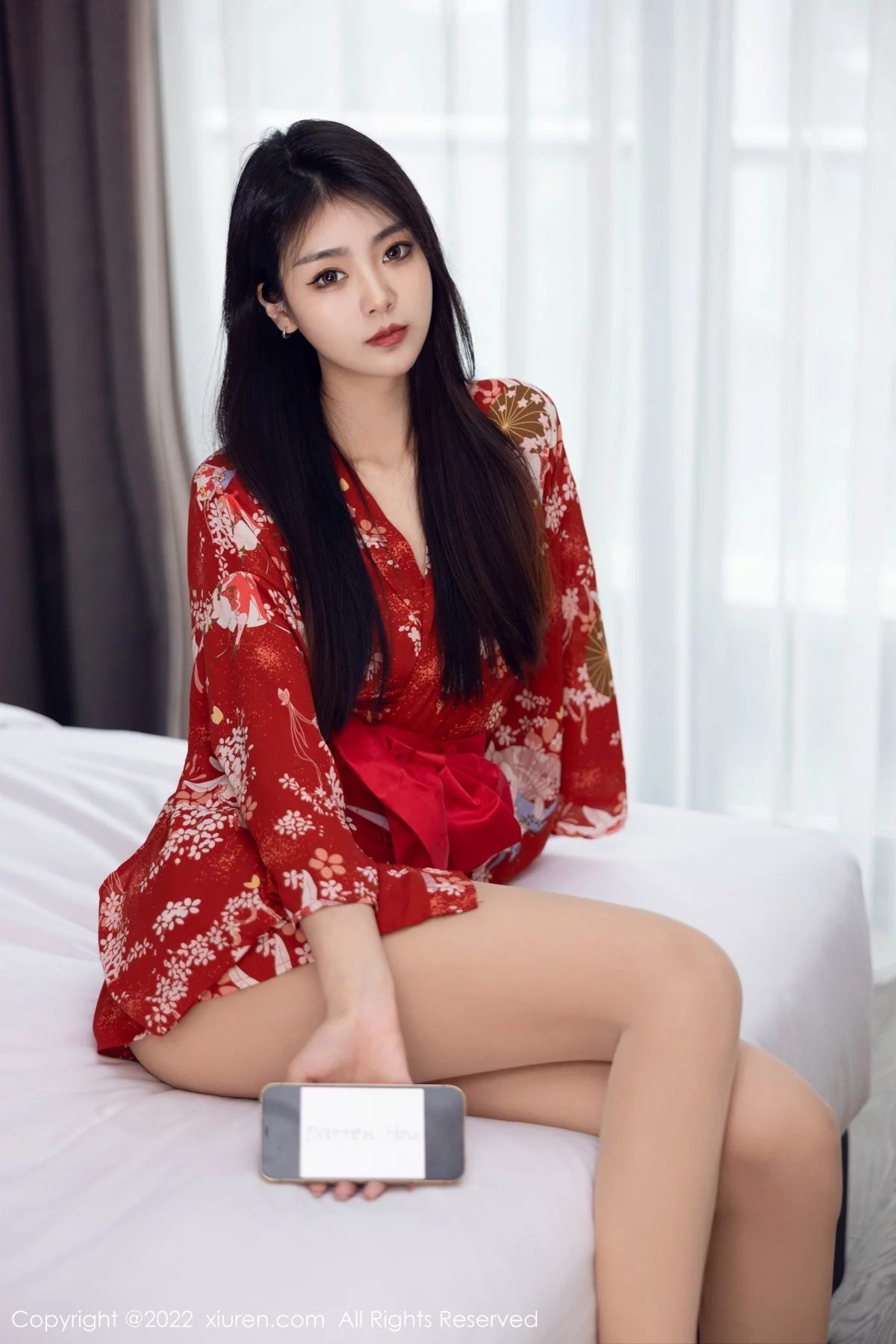 [[XiuRen秀人网]秀人网]No.5736_模特可乐Vicky红色图案服饰配超薄无内肉丝秀翘臀美腿诱惑写真53P