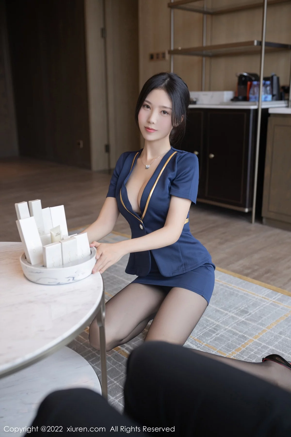 [[XiuRen秀人网]秀人网]No.5866_模特利世按摩技师角色深蓝套装露蓝色内衣秀曼妙身姿诱惑写真77P