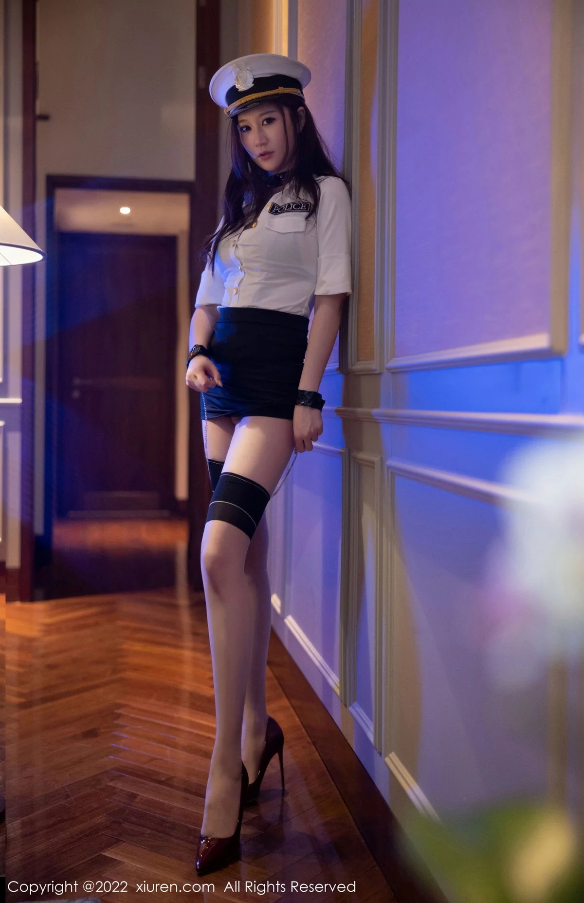 [[XiuRen秀人网]秀人网]No.5740_模特顾乔楠Cora性感白色海军制服半脱露黑色皮质内衣诱惑写真83P
