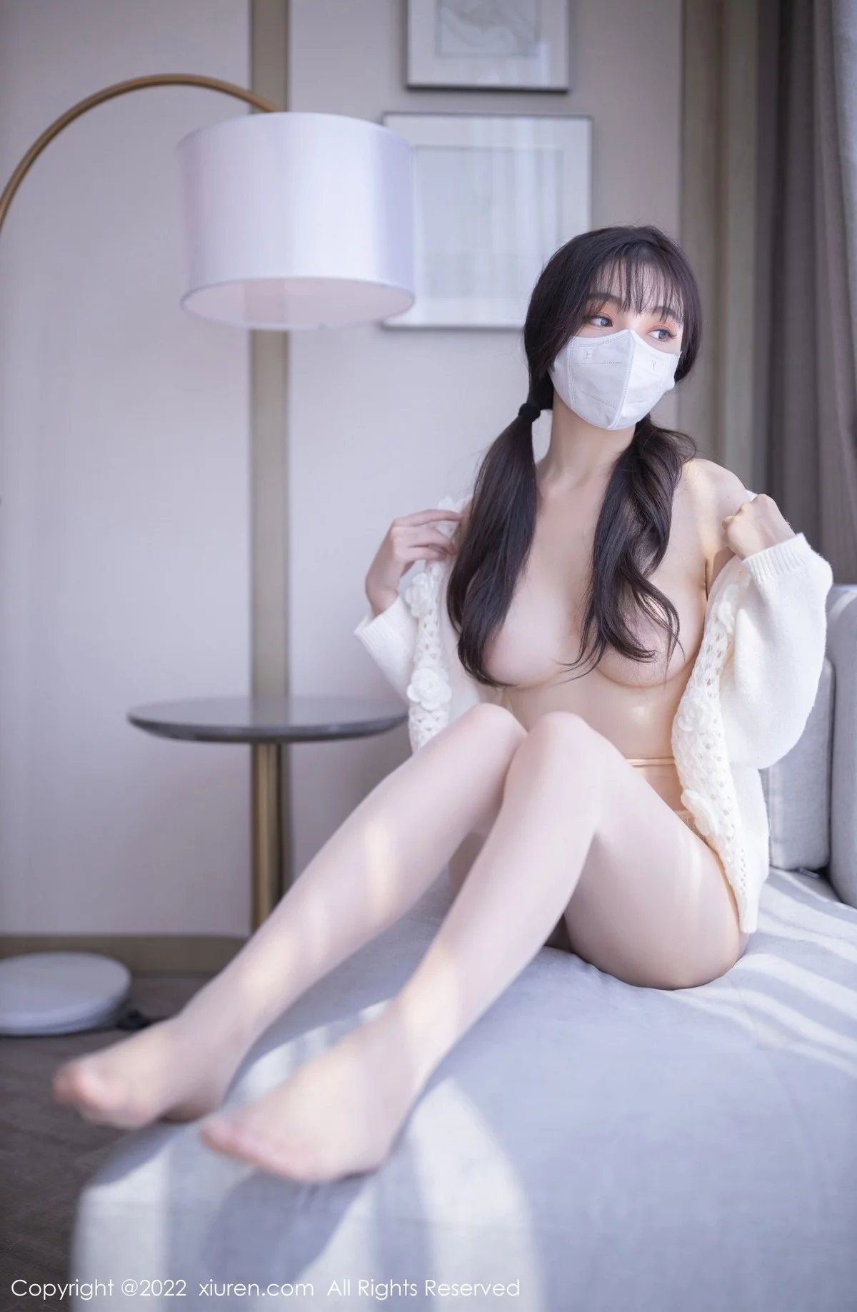 [[XiuRen秀人网]秀人网]No.5771_模特陆萱萱性感白色毛线衣配浅色短裙半脱秀完美身材诱惑写真84P