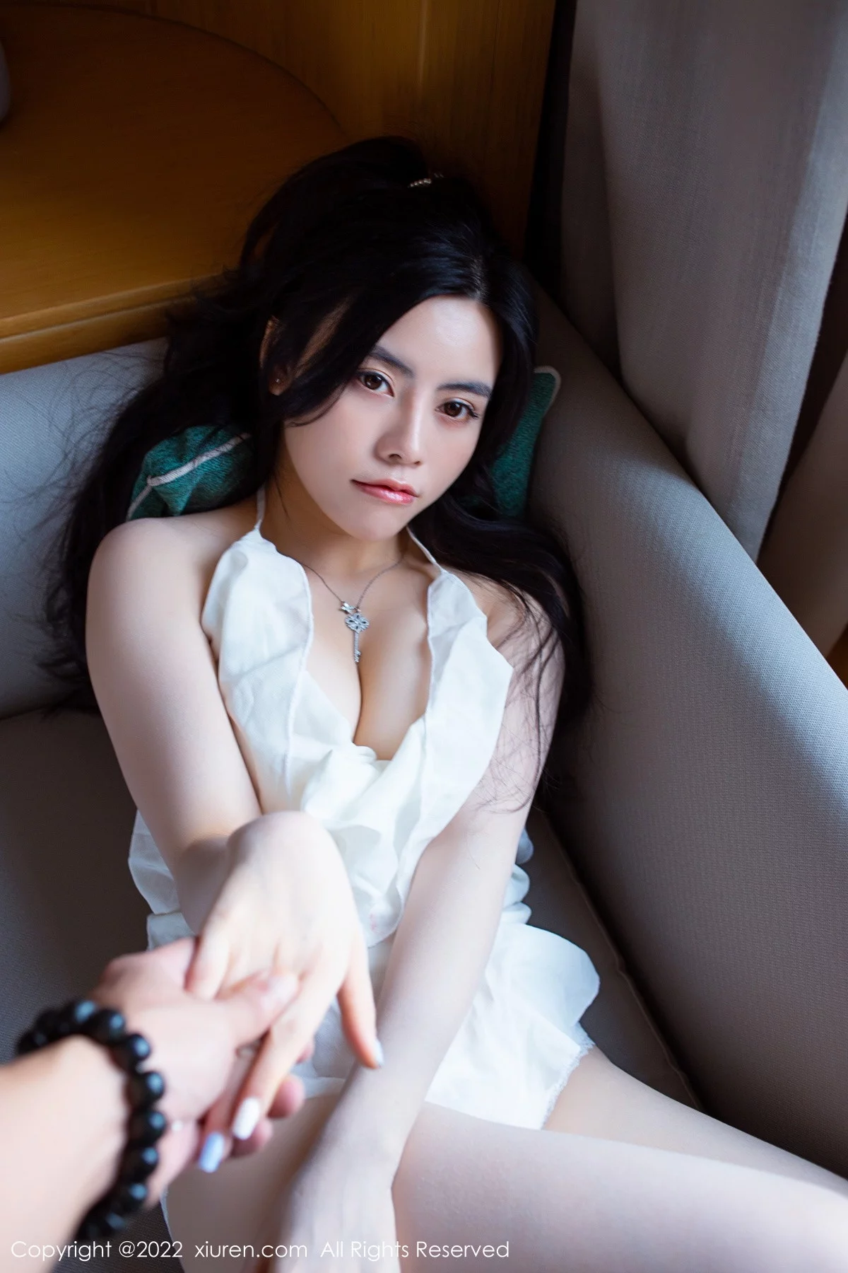 [[XiuRen秀人网]秀人网]No.5929_模特白甜私房多套服饰性感白色真空系列秀完美身材迷人诱惑写真94P