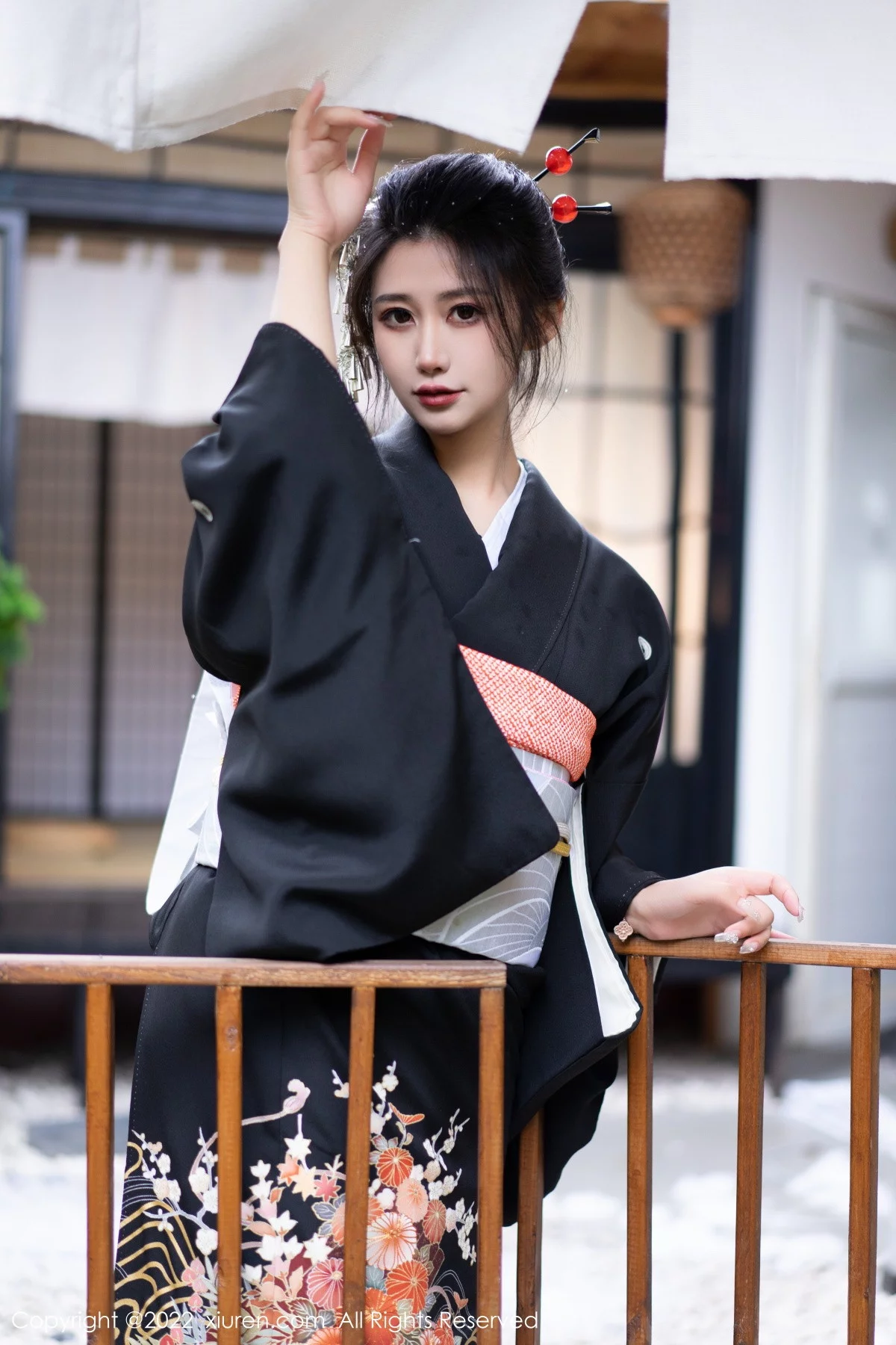 [[XiuRen秀人网]秀人网]No.5932_模特laura阿姣性感深色日式和服半脱秀柔美身材迷人诱惑写真74P