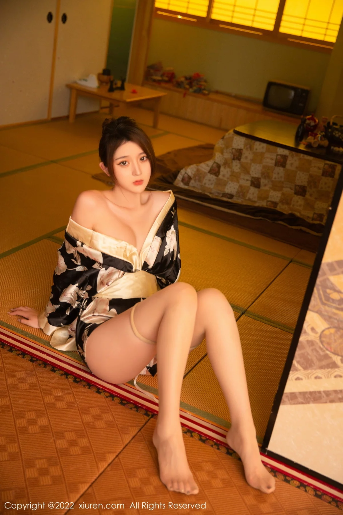 [[XiuRen秀人网]秀人网]No.5942_模特夏甜甜性感黑色日式和服配超薄肉丝半脱秀完美身材诱惑写真79P
