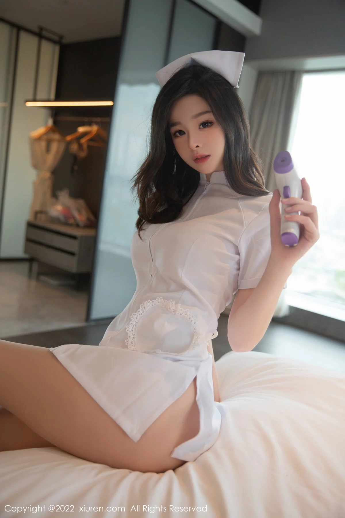 [[XiuRen秀人网]秀人网]No.6020_模特是小逗逗性感白色护士服饰配原色丝袜秀曼妙身姿迷人写真82P