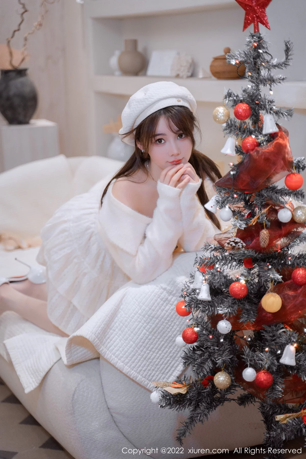 [[XiuRen秀人网]秀人网]No.6025_模特婠婠么性感白色毛线上衣配白短裙秀曼妙身姿完美诱惑写真68P