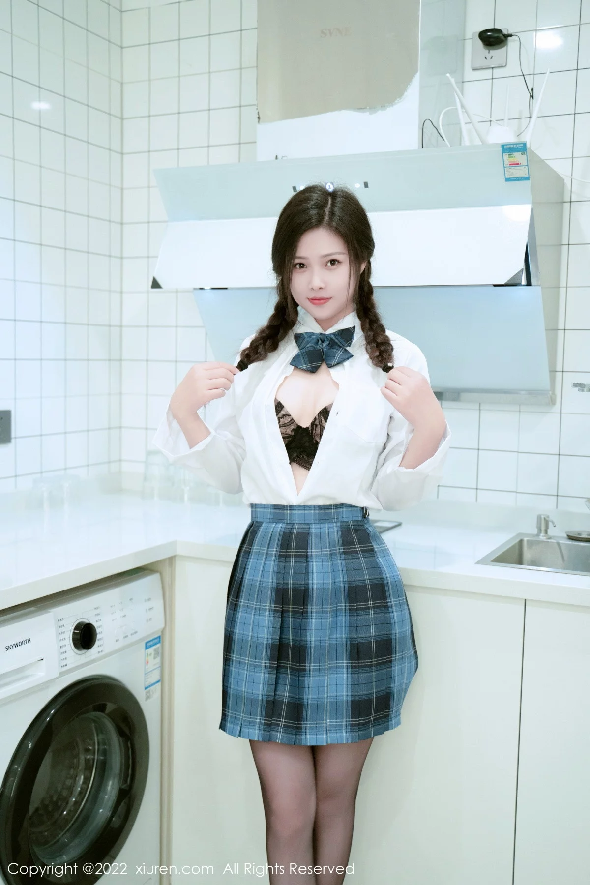 [[XiuRen秀人网]秀人网]No.6029_模特星萌性感制服诱惑半脱露轻透蕾丝内衣配黑丝吊袜诱惑写真60P