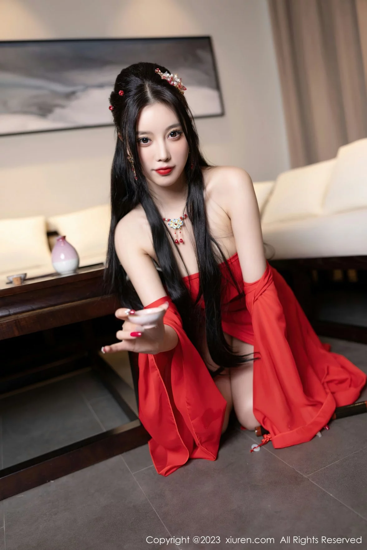 [[XiuRen秀人网]秀人网]No.6149_女神杨晨晨Yome温泉性感半透红色丝绸秀丰满身材惹火诱惑写真88P