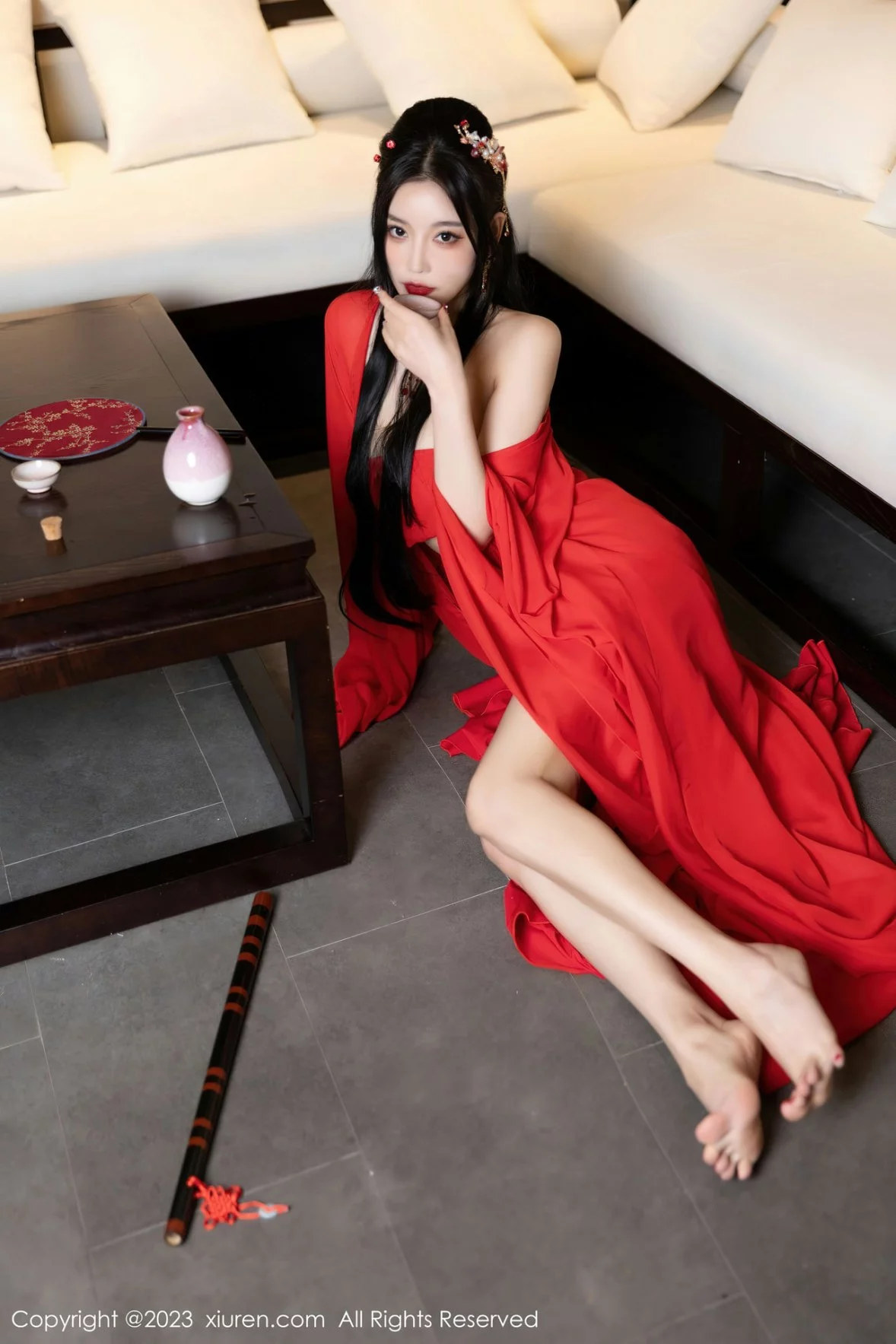 [[XiuRen秀人网]秀人网]No.6149_女神杨晨晨Yome温泉性感半透红色丝绸秀丰满身材惹火诱惑写真88P
