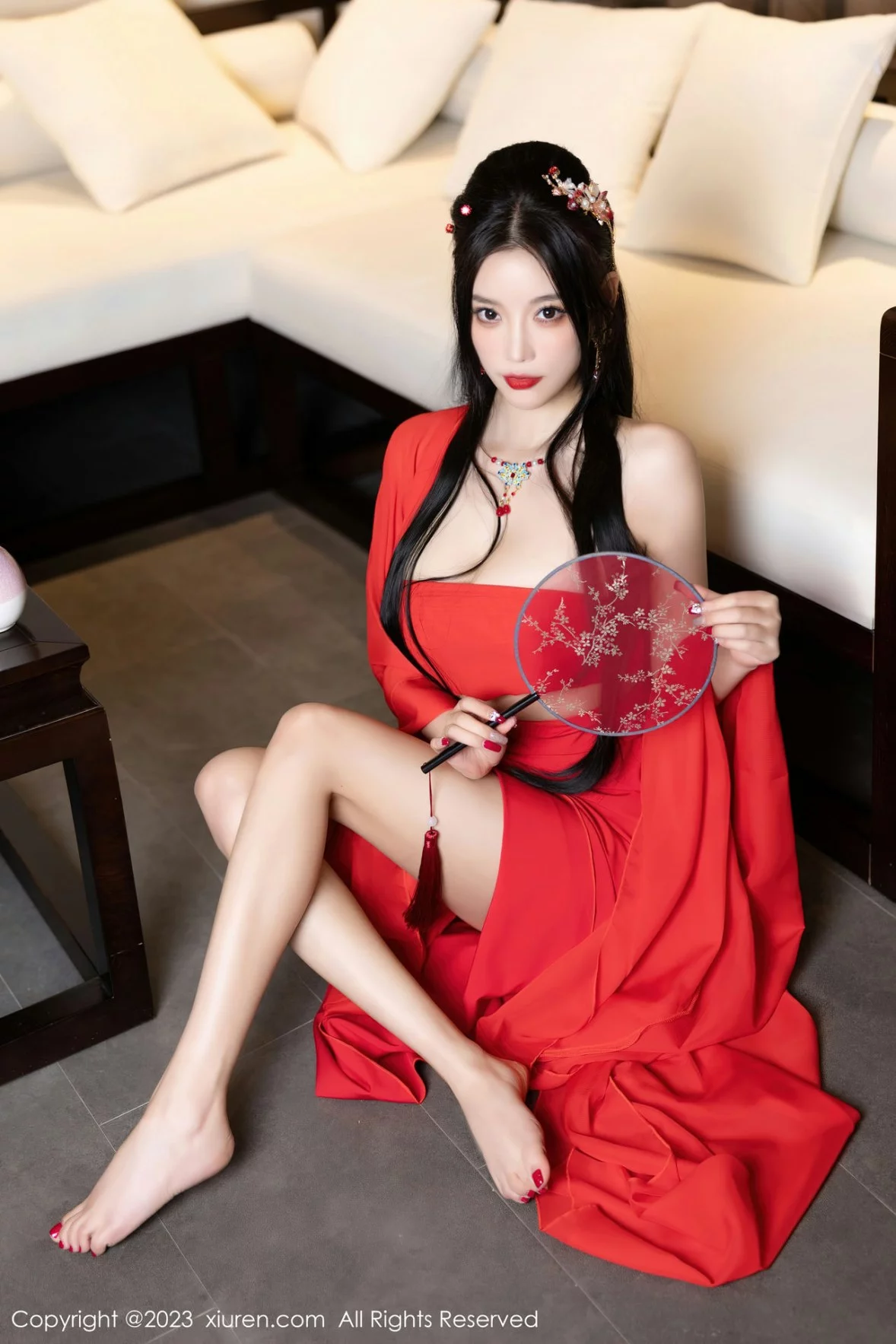 [[XiuRen秀人网]秀人网]No.6149_女神杨晨晨Yome温泉性感半透红色丝绸秀丰满身材惹火诱惑写真88P