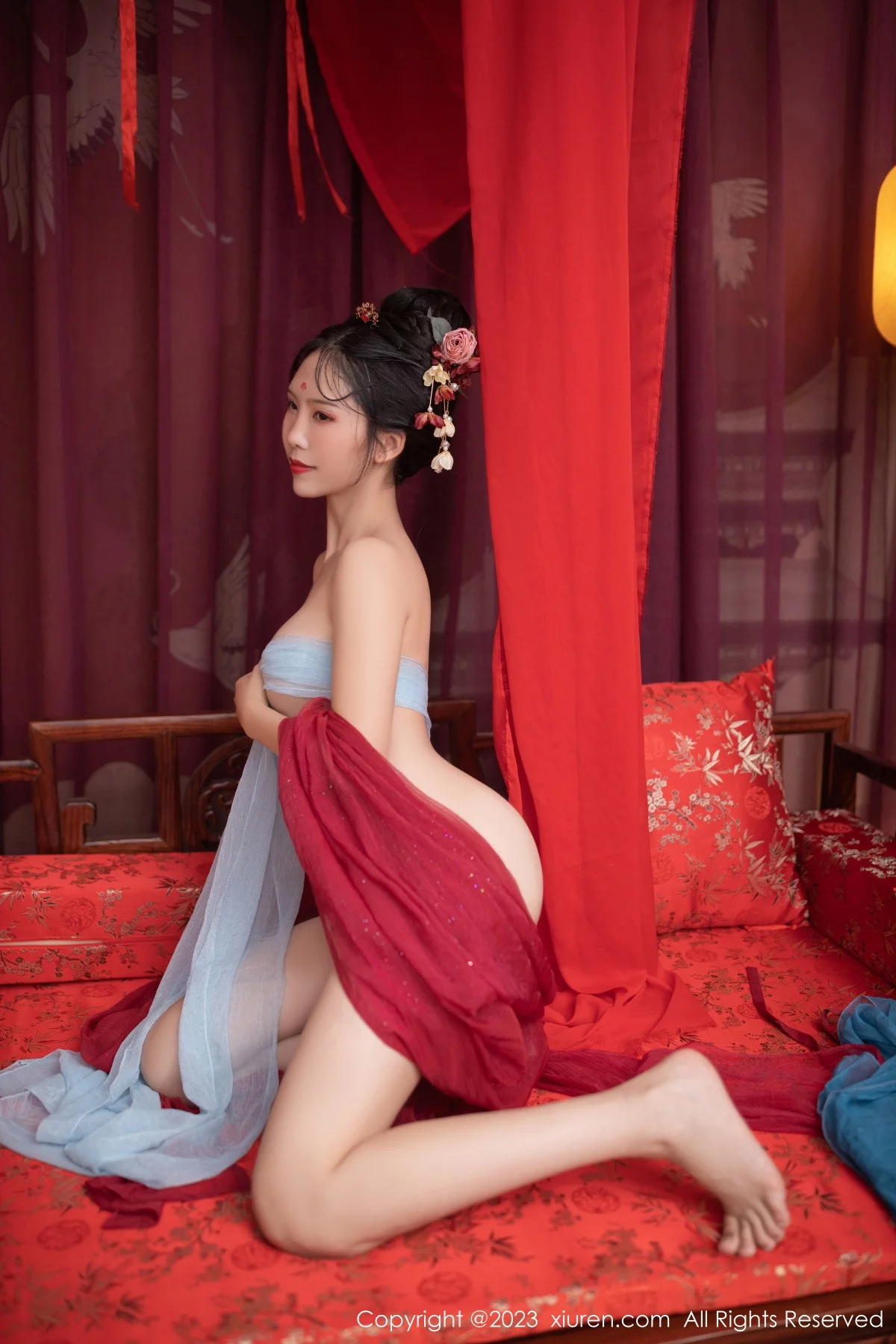 [[XiuRen秀人网]秀人网]No.6154_模特利世歌姬角色扮演性感红色古装服低胸秀完美身材诱惑写真71P