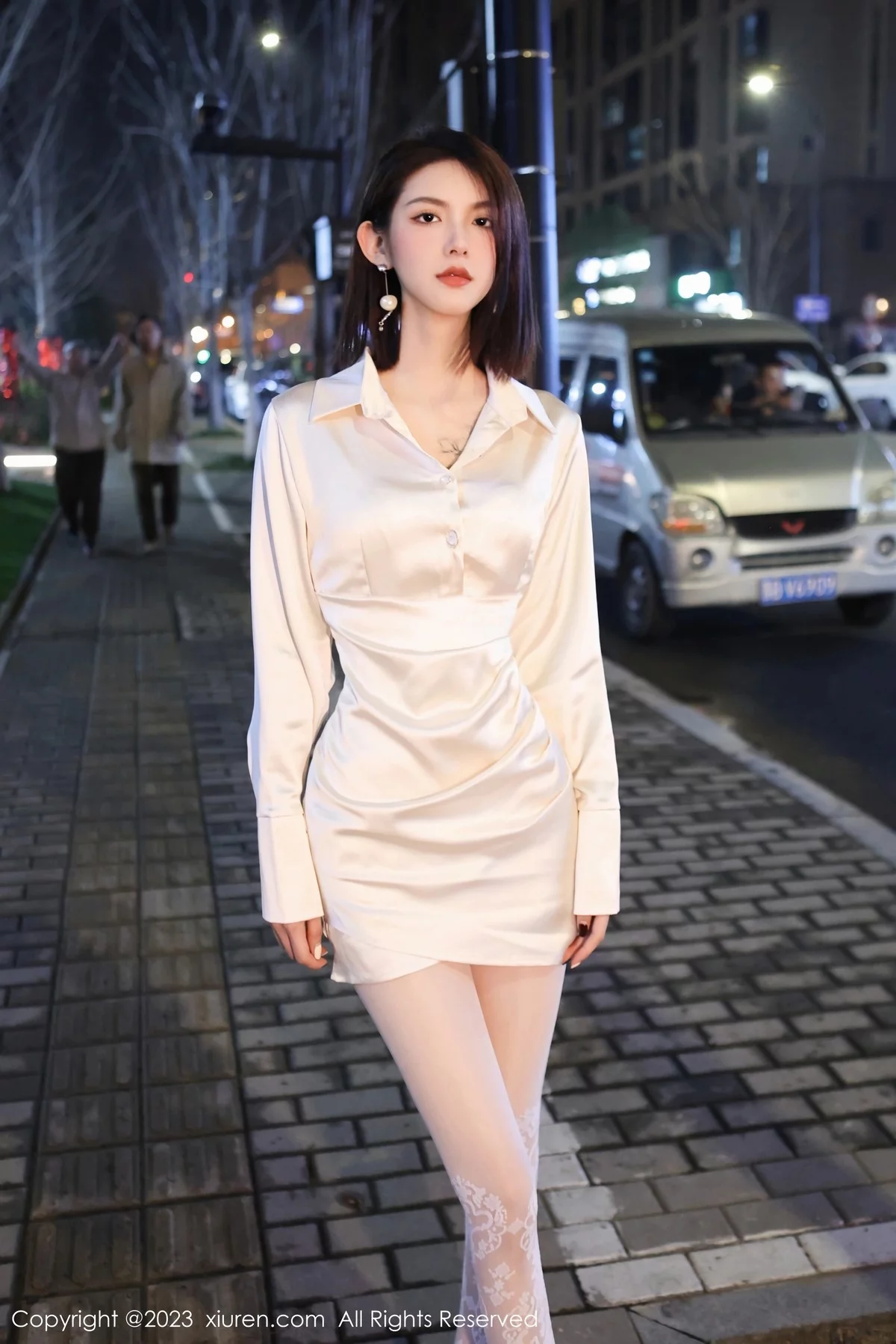 [[XiuRen秀人网]秀人网]No.6393_模特乔一一脱性感米色连衣短裙露白色内衣秀曼妙身姿诱惑写真92P