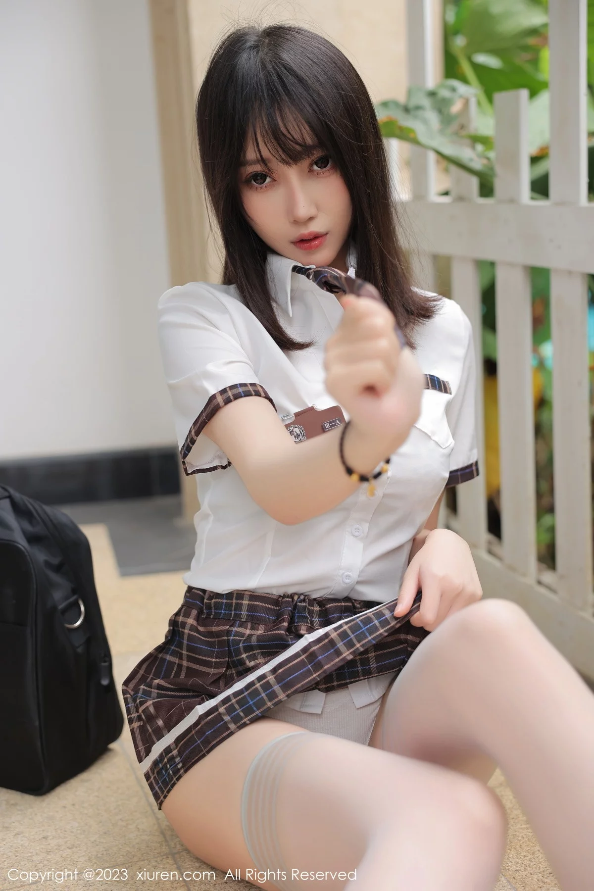 [[XiuRen秀人网]秀人网]No.6292_模特玥儿玥er性感学妹制服半脱露豹纹内衣秀完美身材诱惑写真67P