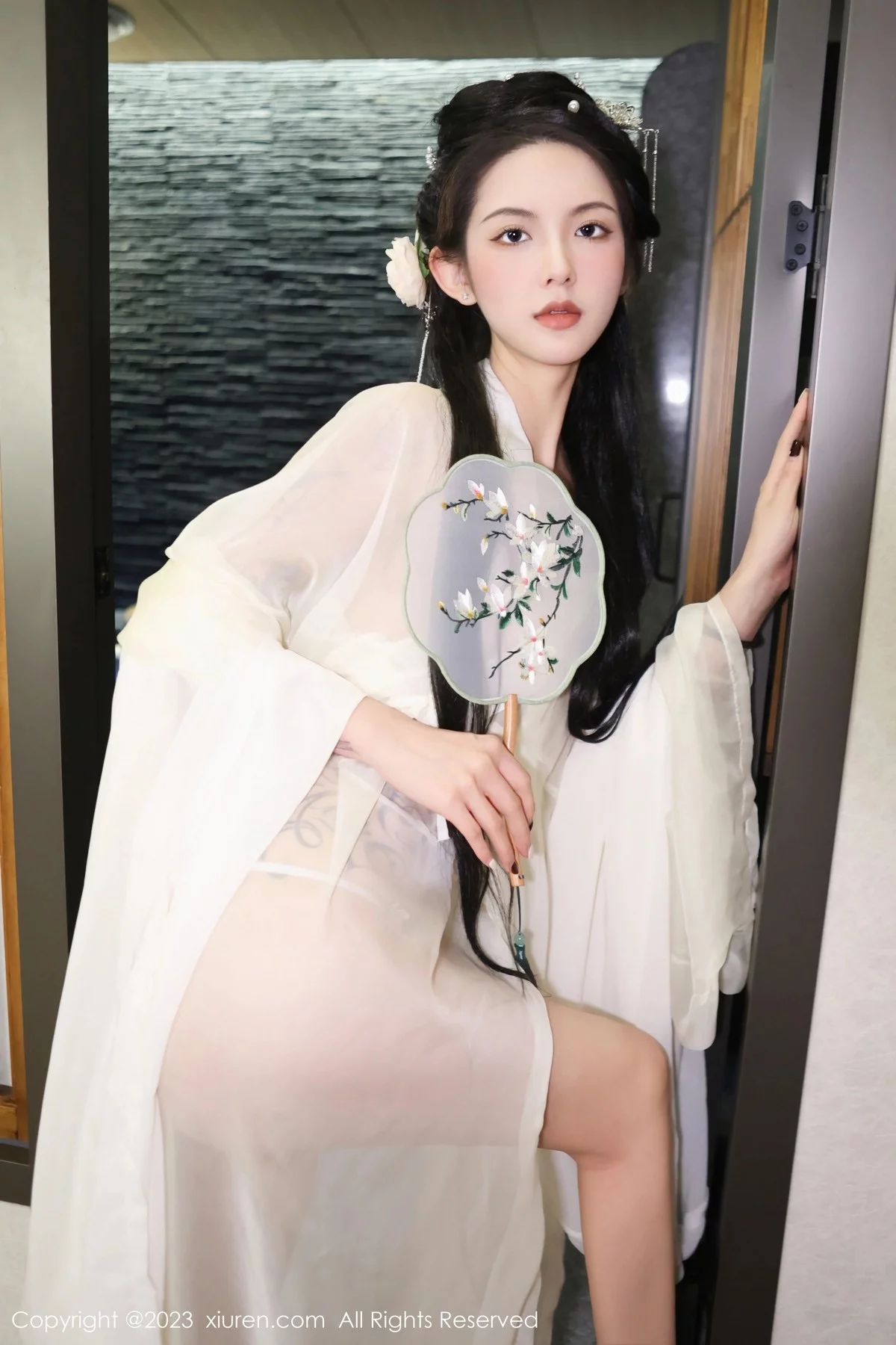 [[XiuRen秀人网]秀人网]No.6430_模特乔一一温泉浴池白纱轻透古装服饰秀惹火身材极致诱惑写真82P