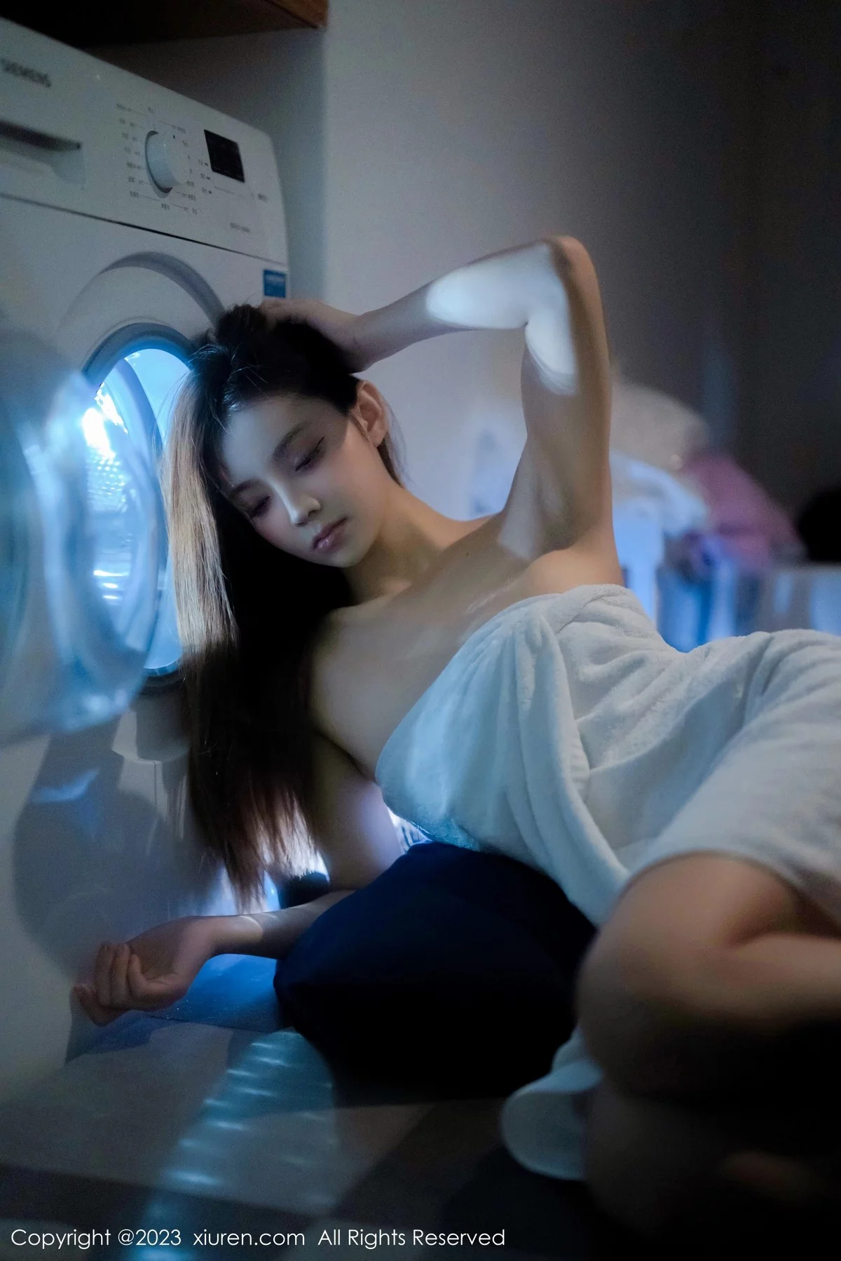 [[XiuRen秀人网]秀人网]No.6437_模特加朵babe私房性感粉色露肩连衣裙真空秀魔鬼身材诱惑写真105P