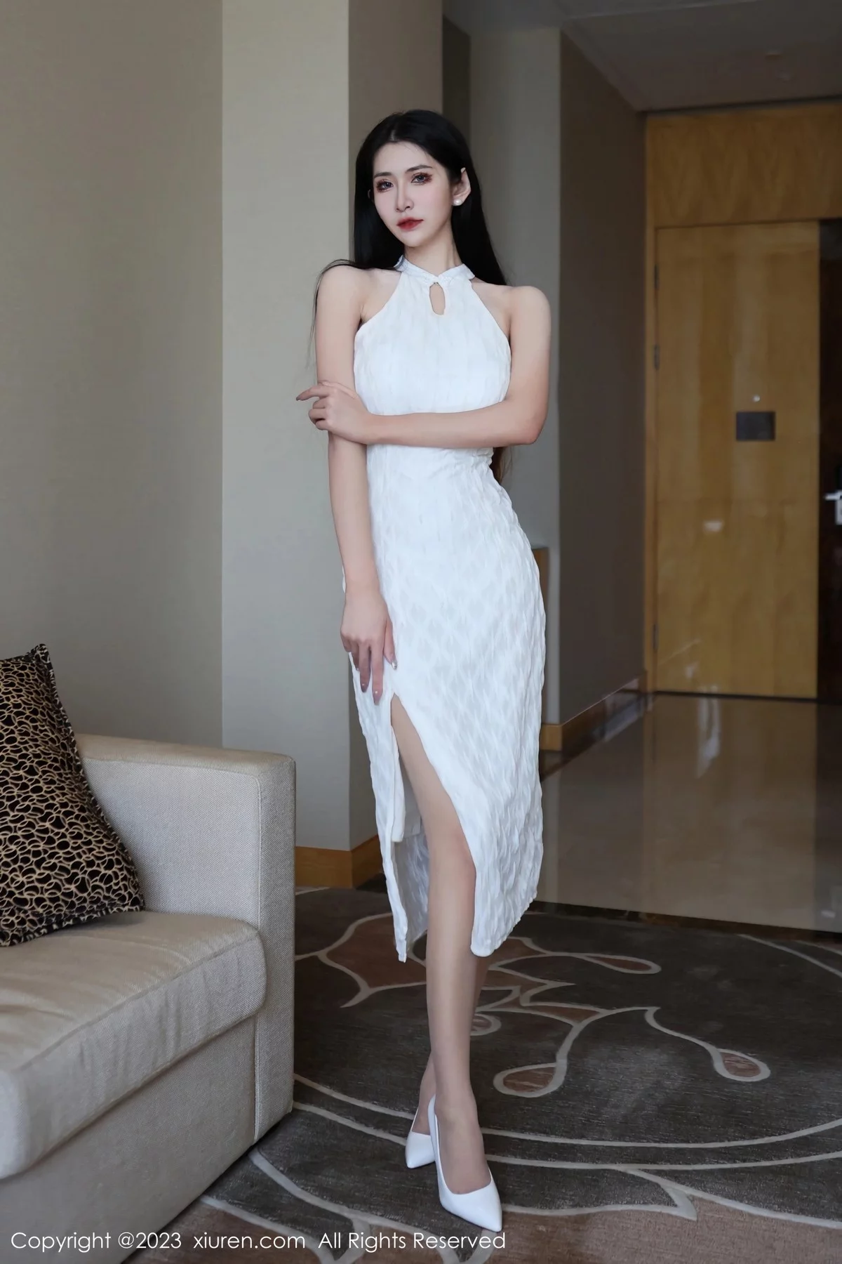 [[XiuRen秀人网]秀人网]No.6438_模特依娜Yina脱连衣长裙裤露性感白色内衣配开档肉丝诱惑写真90P